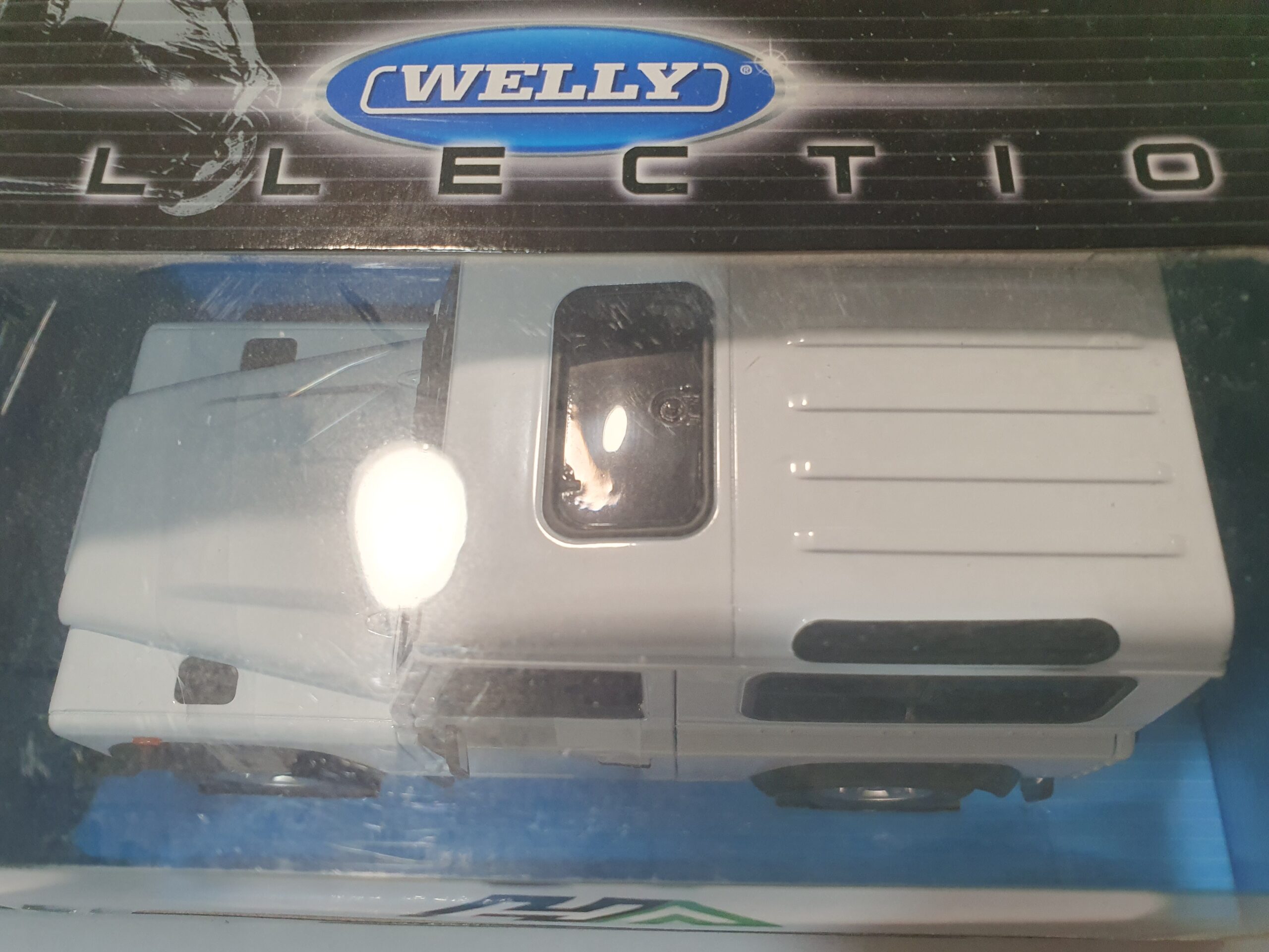Land Rover Defender Classique - Miniature 1/24 Welly - Neuf en Boîte – Image 5