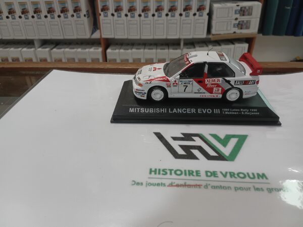Miniature 1/43 - Mitsubishi Lancer Evo III #7 - Rallye 1000 Lakes 1996 (T. Mäkinen) - Altaya/IXO