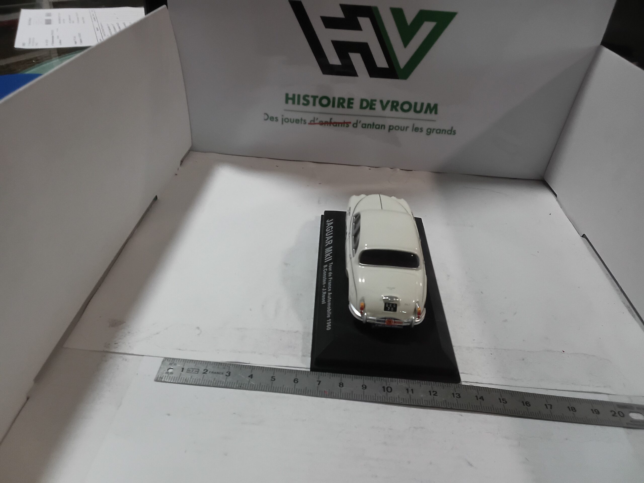 Miniature 1/43 - Jaguar MkII Vainqueur Tour Auto 1960 #78 - Consten/Renel (Altaya/IXO) – Image 7