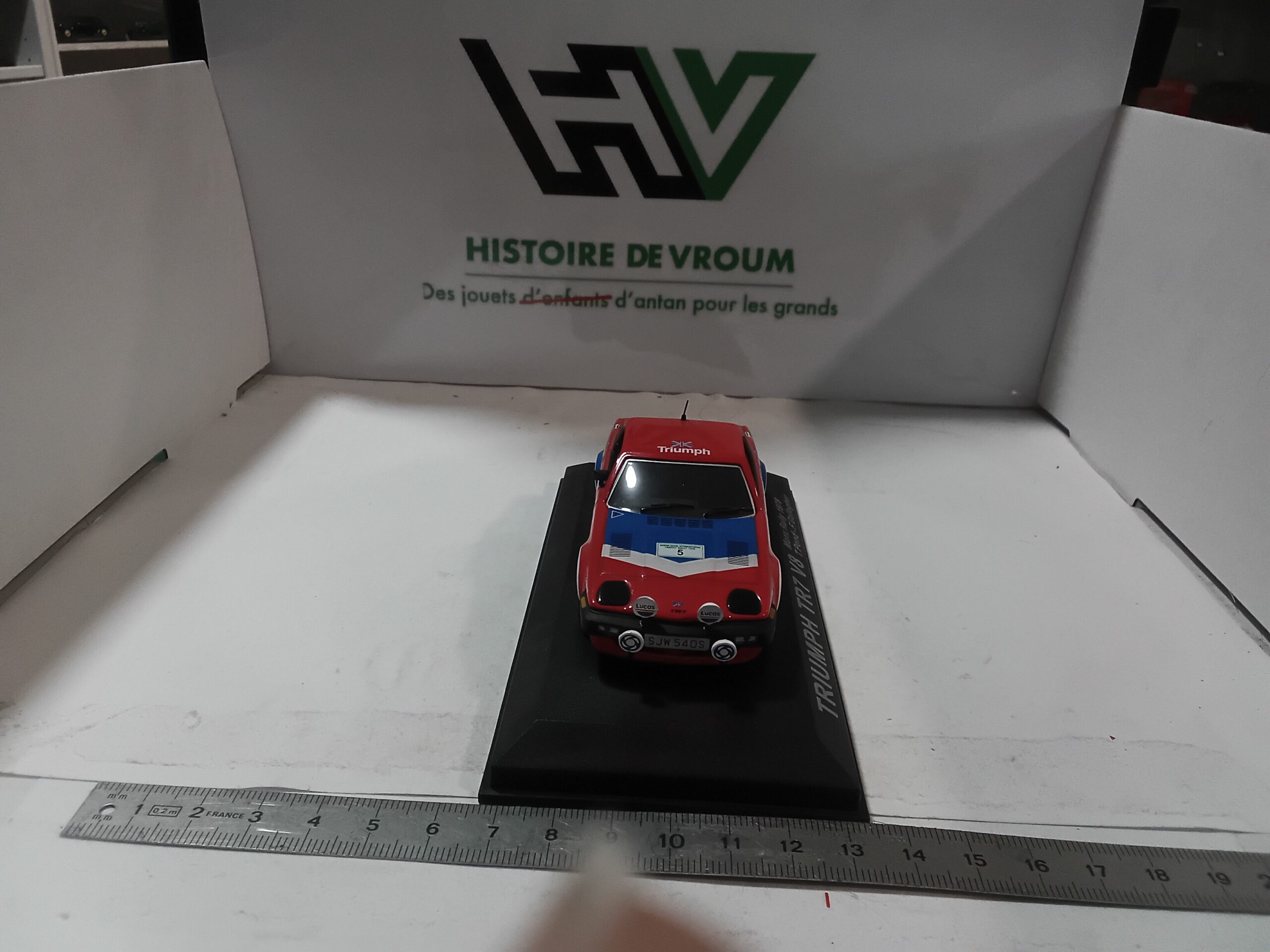 🇬🇧 Miniature 1/43 RALLYE - TRIUMPH TR7 V8 Gr.4 - LÉGENDE ANGLAISE (Presse) – Image 5