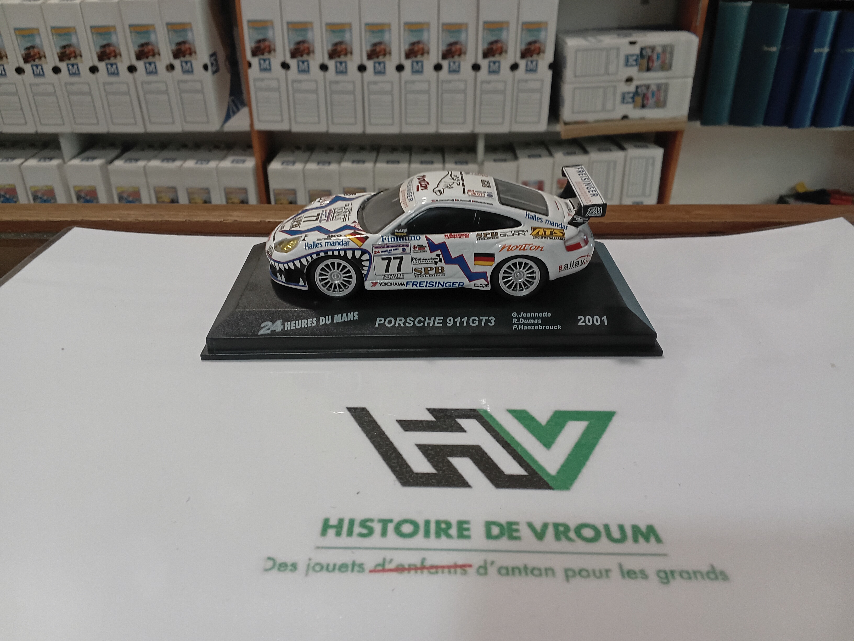 MINIATURE 1/43 - PORSCHE 911 GT3 R N°77 (Freisinger) - 24H DU MANS 2001 - ALTAYA IXO