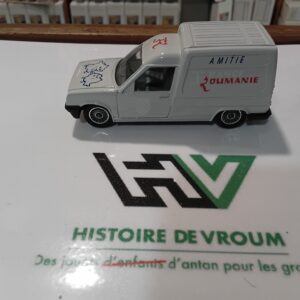 Miniature Solido 1/43 - Renault Express " Amitié France Roumanie " Blanche