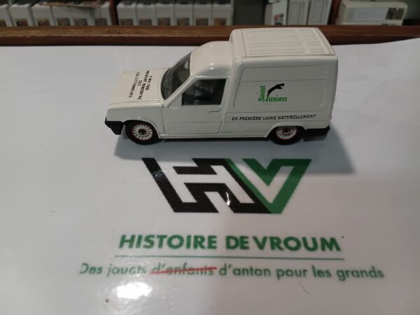 Miniature Solido 1/43 - Renault Express " Saint Julien " Blanche