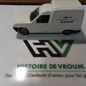 Miniature Solido 1/43 - Renault Express " Bip Bip " Blanche