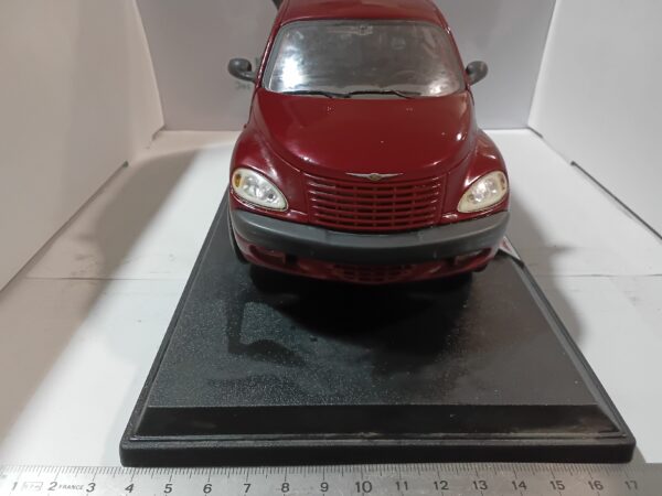 Chrysler Cruiser 1/18 ( à restaurer - manque 1 roue ) Rouge – Image 5