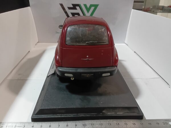 Chrysler Cruiser 1/18 ( à restaurer - manque 1 roue ) Rouge – Image 6