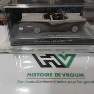 Ford Fairlane - Die Another Day 007 James Bond + livret