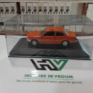 Miniature BMW 320 (E21) Orange - Schuco 1/43 - Sous Vitrine