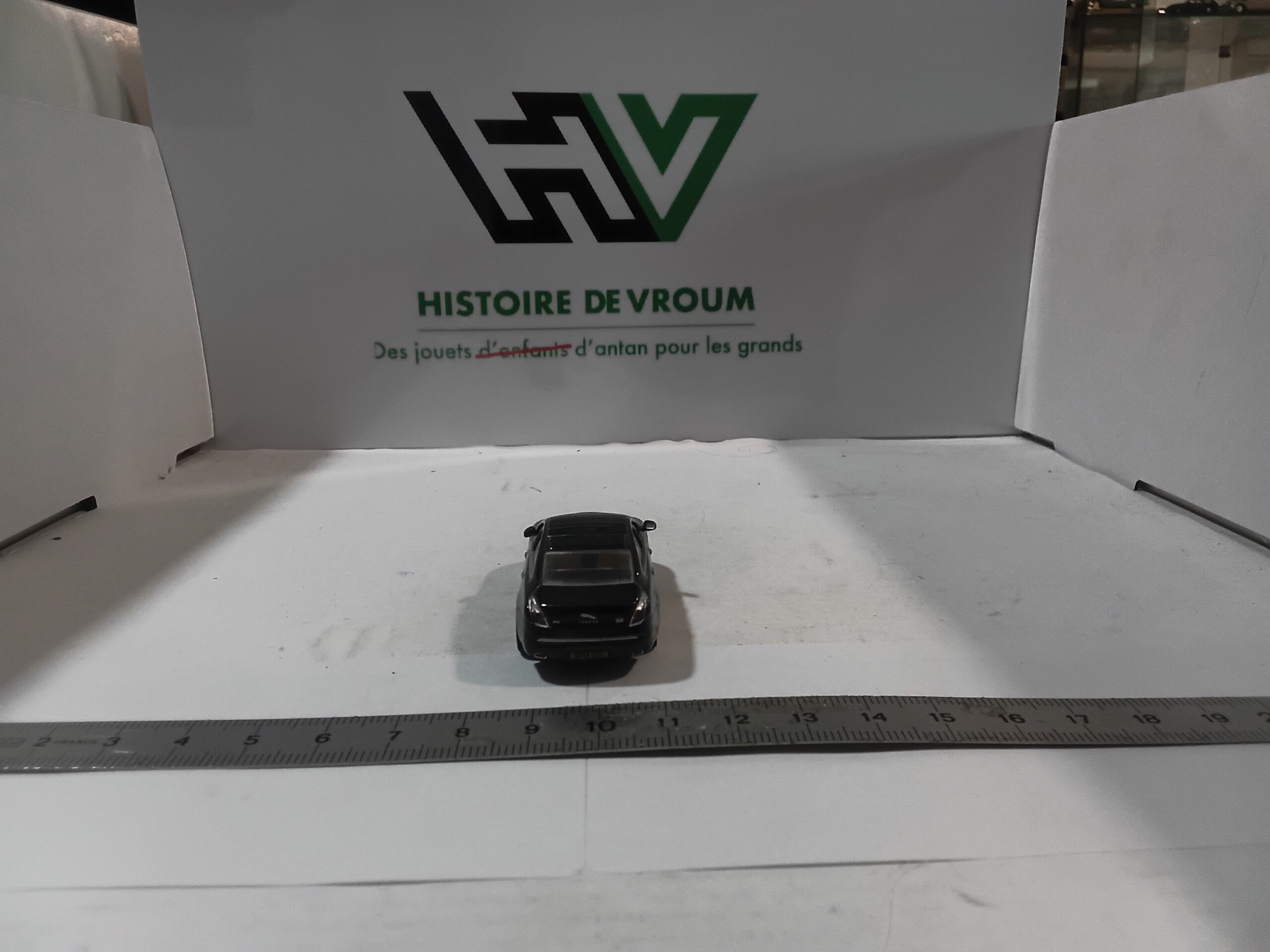 Jaguar XJ 1/66 Noire Oxford – Image 8