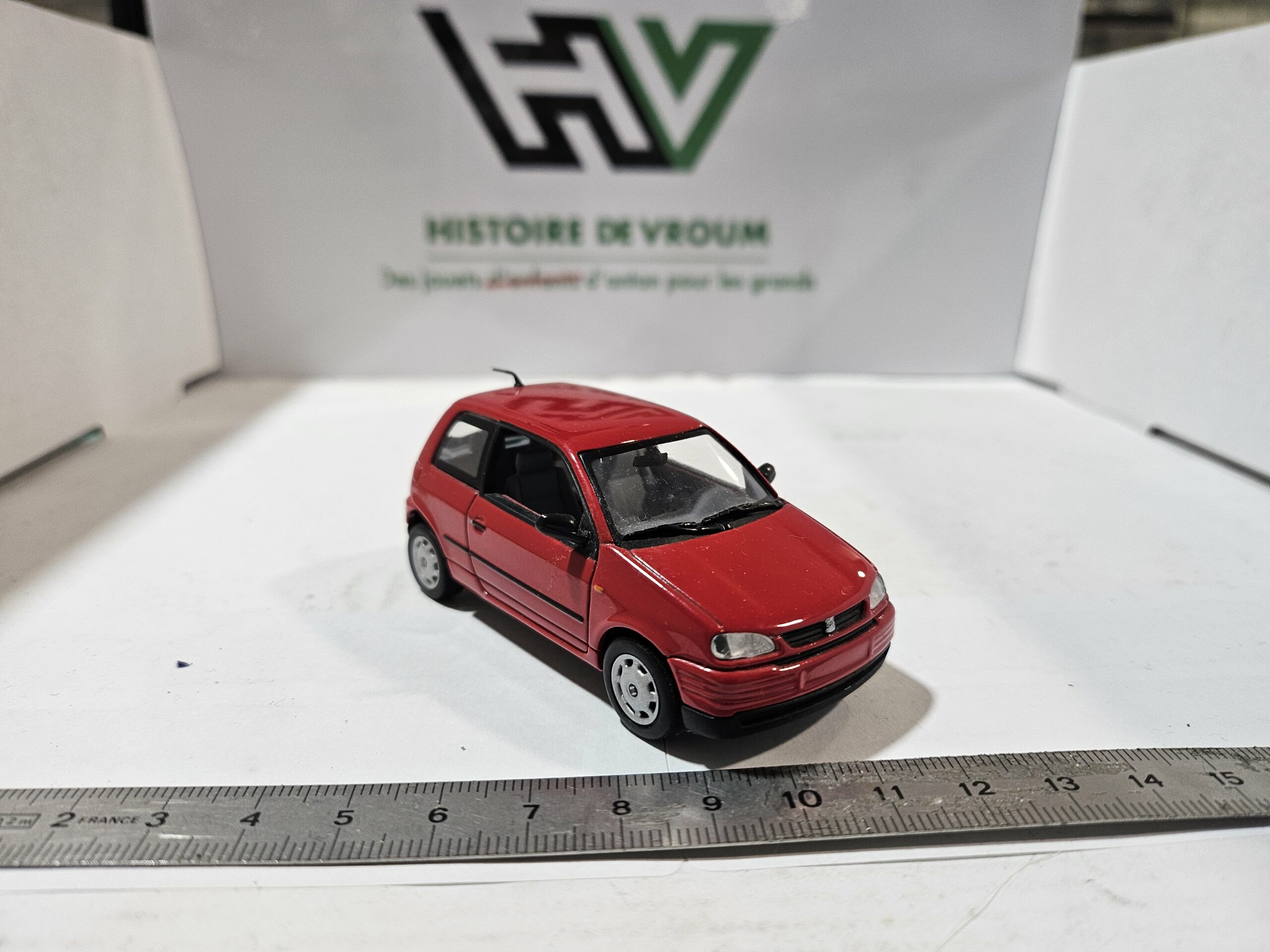 Miniature SEAT AROSA 1997 Rouge - 1/43 - Marque MINICHAMPS - État Neuf – Image 4