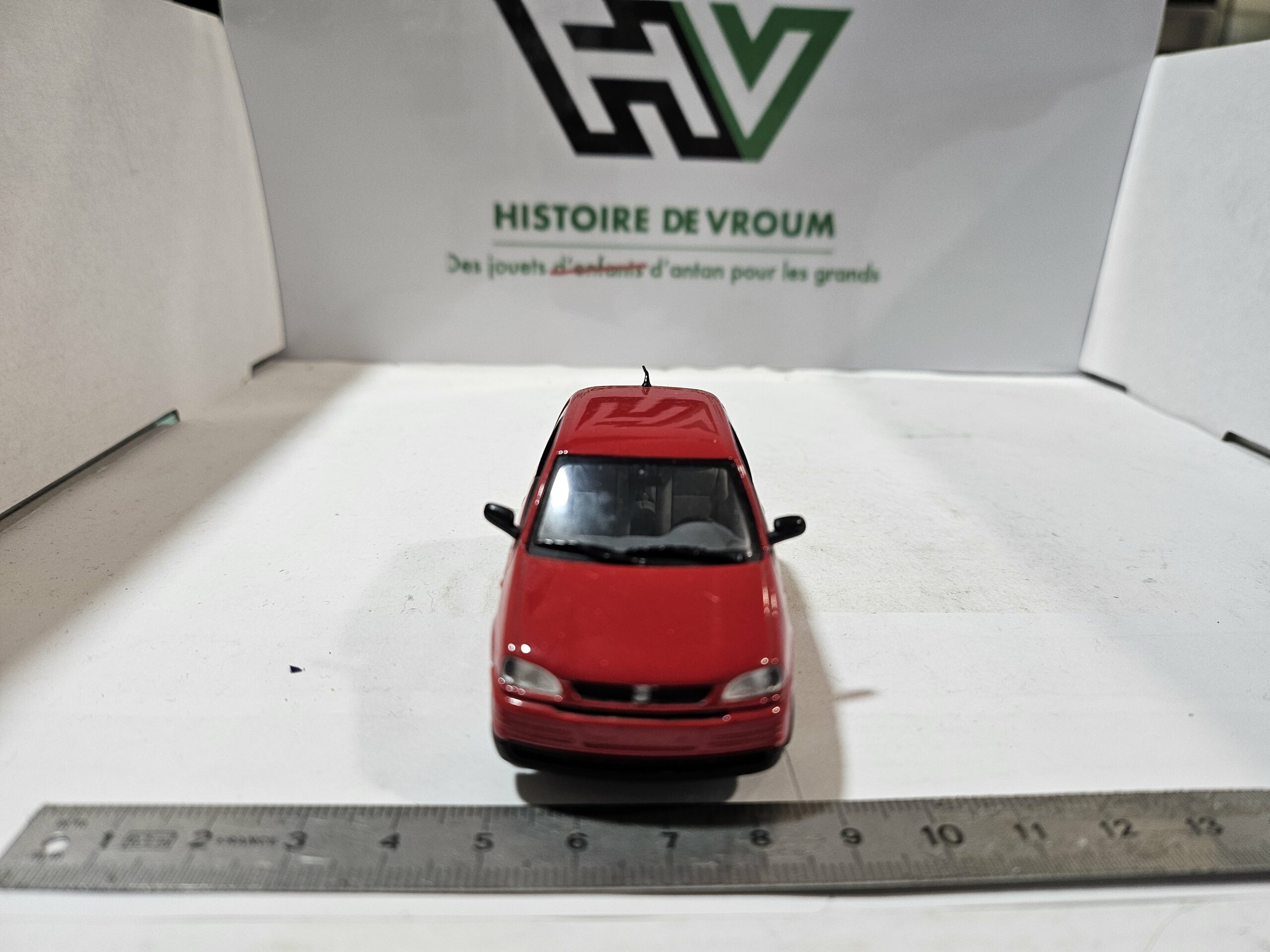 Miniature SEAT AROSA 1997 Rouge - 1/43 - Marque MINICHAMPS - État Neuf – Image 5