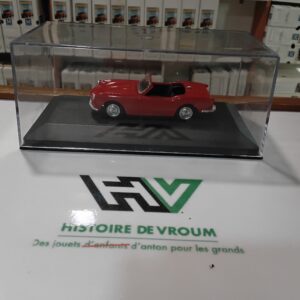 Triumph Spitfire 1/43 Rouge Solido 1962