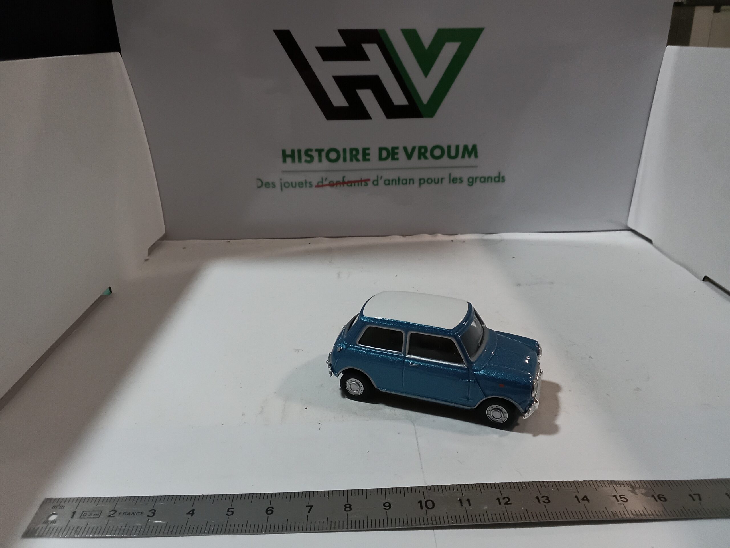 Miniature Austin MINI Cooper Classic Bleue 1/43 1967 – Image 5