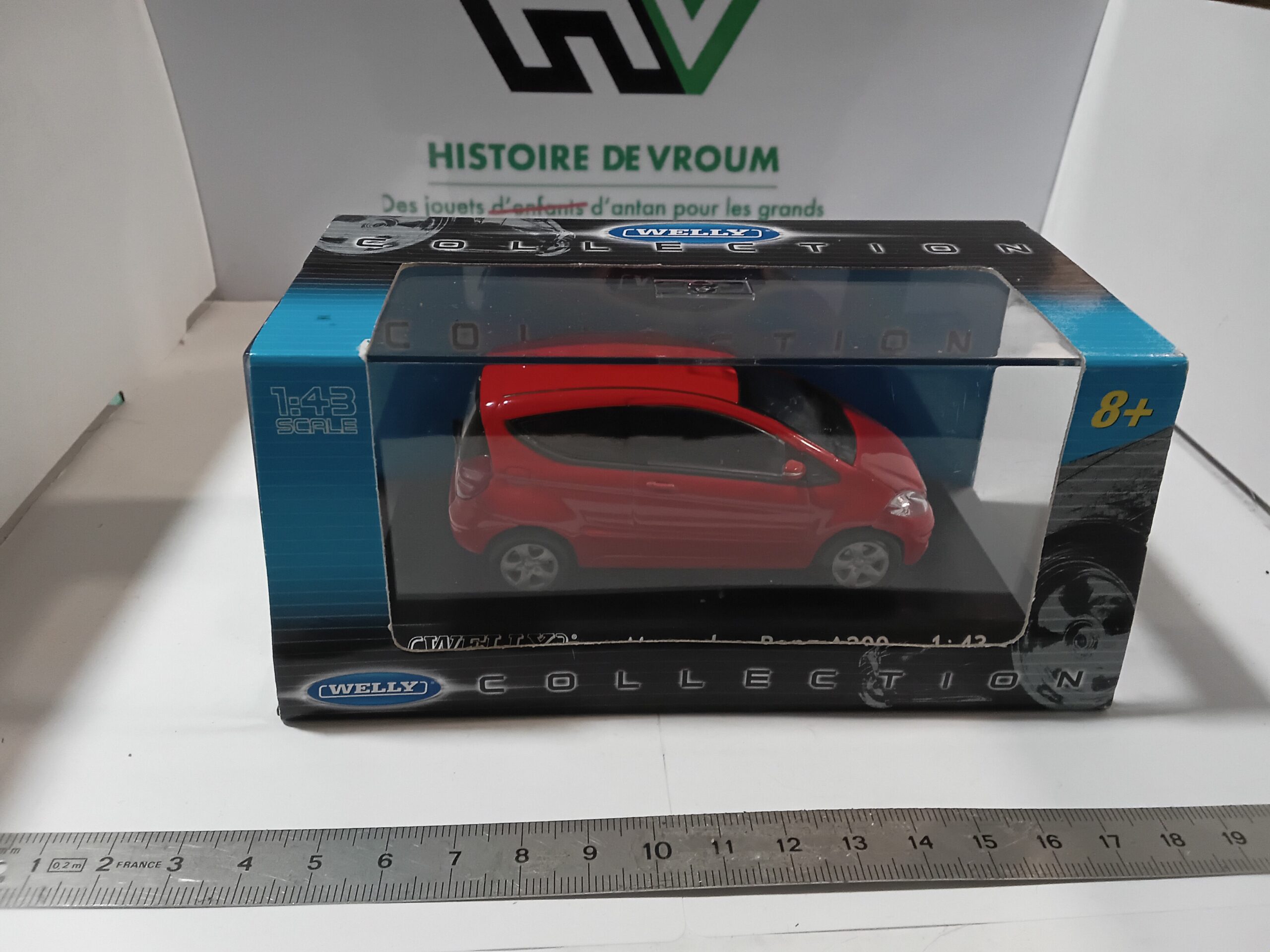 Mercedes-Benz A200 1/43 Rouge Welly Collection