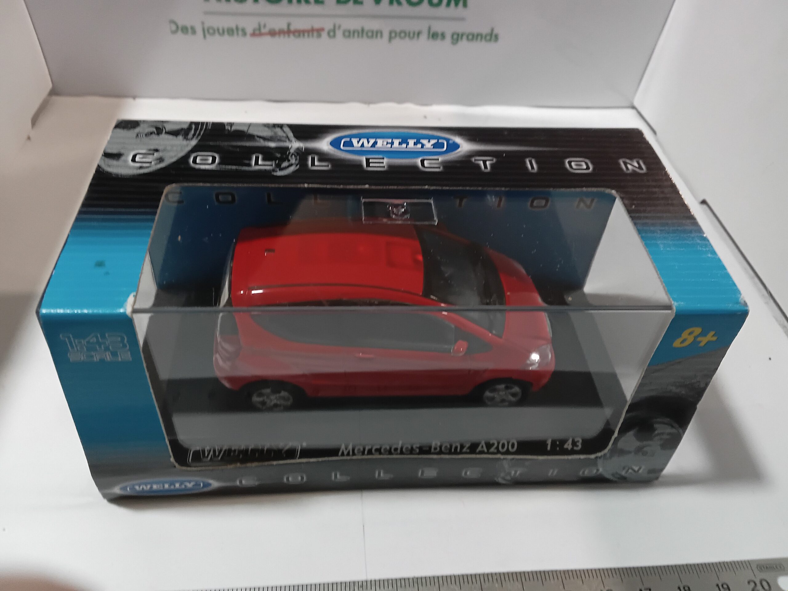 Mercedes-Benz A200 1/43 Rouge Welly Collection – Image 5