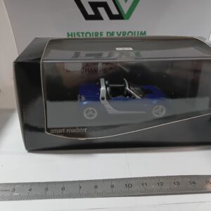 smart roadster coupé bleue 1/43 minichamps