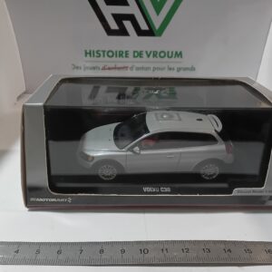 Volvo C30 Grise 1/43