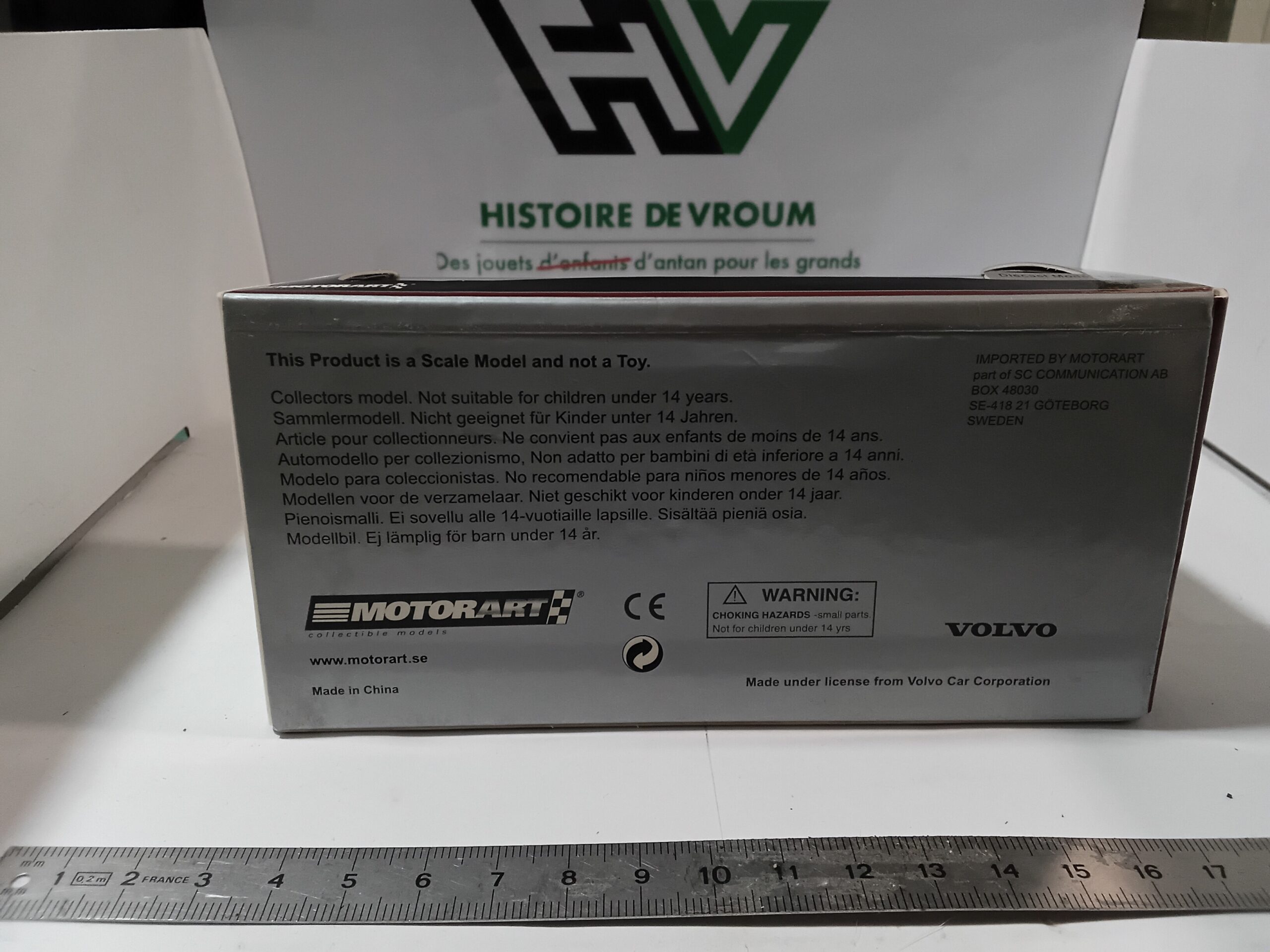 Volvo C30 Grise 1/43 – Image 6