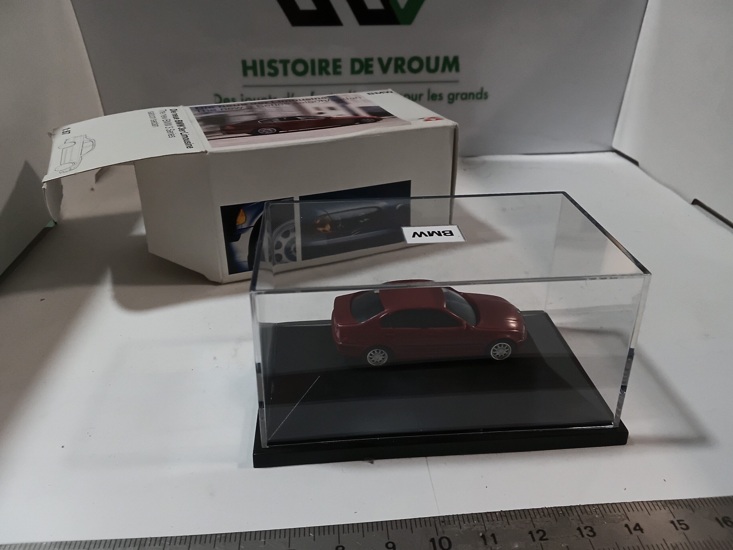 BMW 3 Series Limousine Rouge 1/43 – Image 5