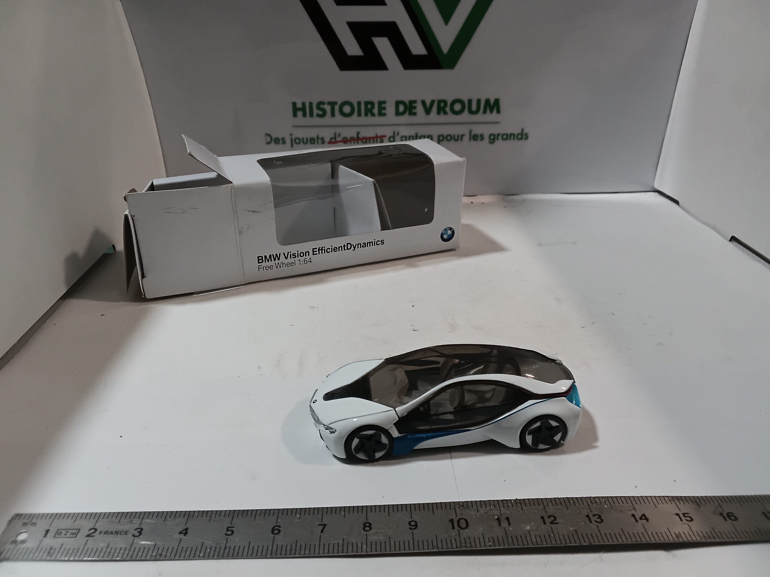 BMW Vision Efficient Dynamics 1/64