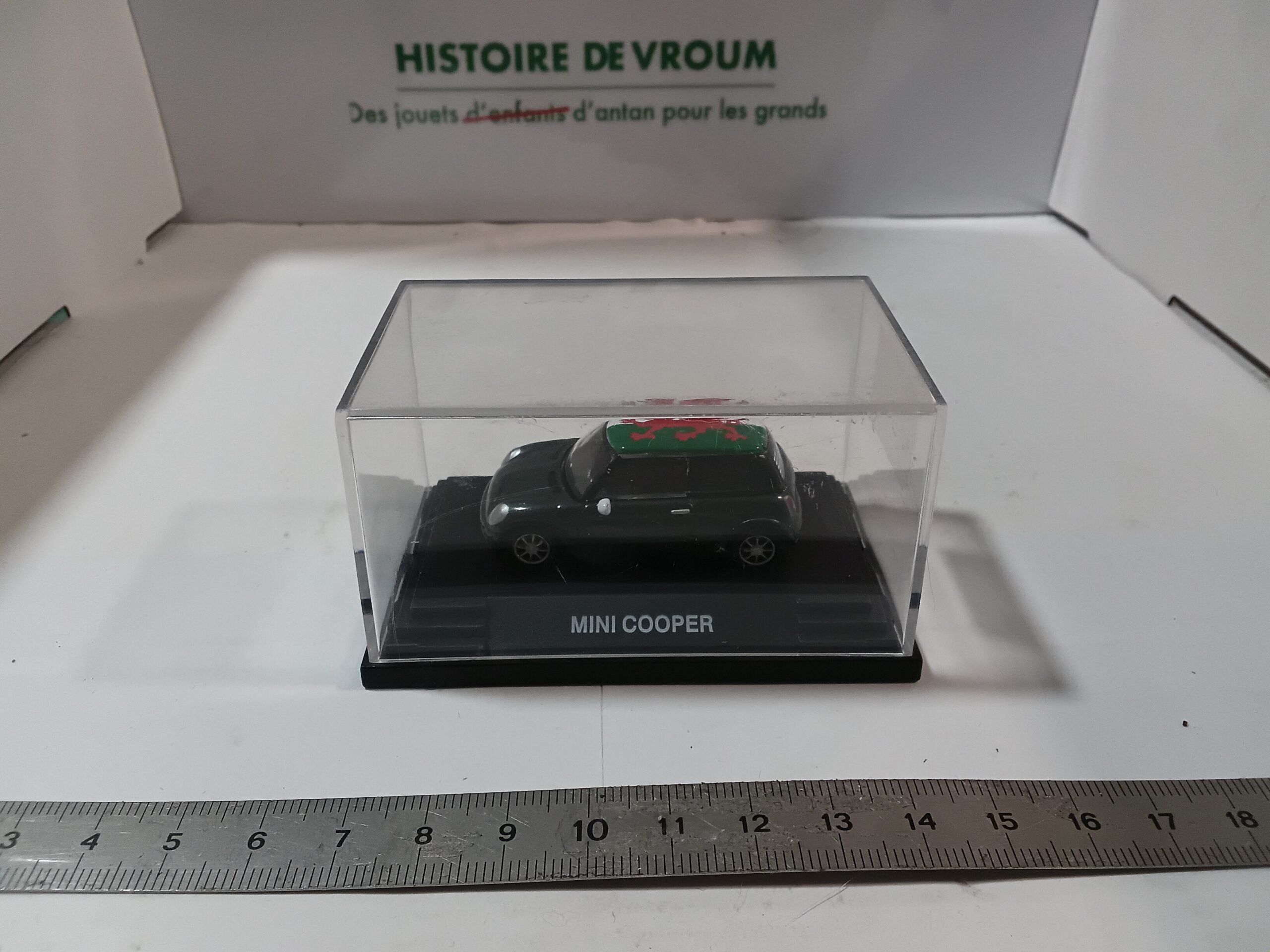 Mini Cooper R50 Verte 1/76