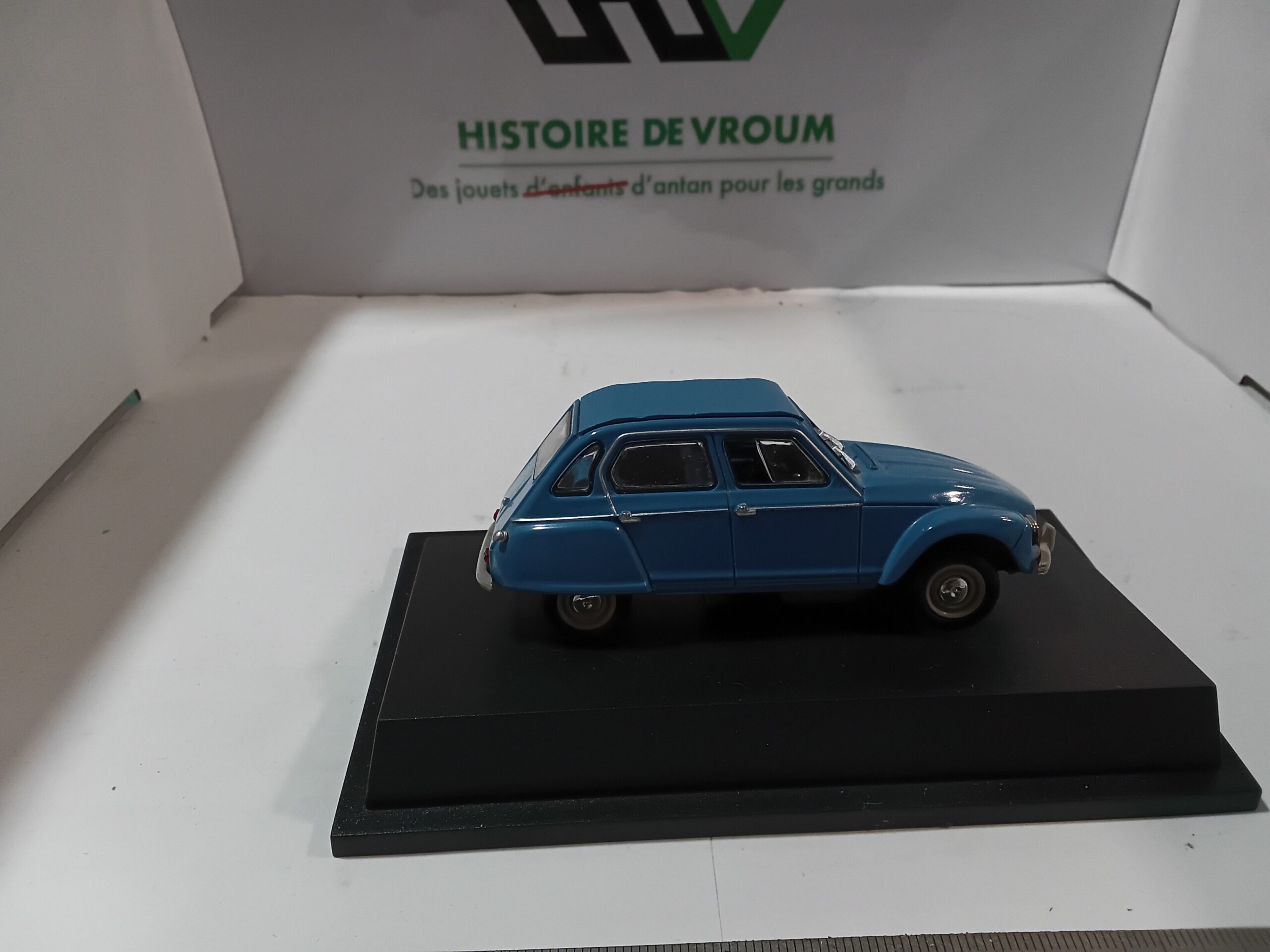 Citroën Dyane 1970 Bleu 1/43 – Image 6