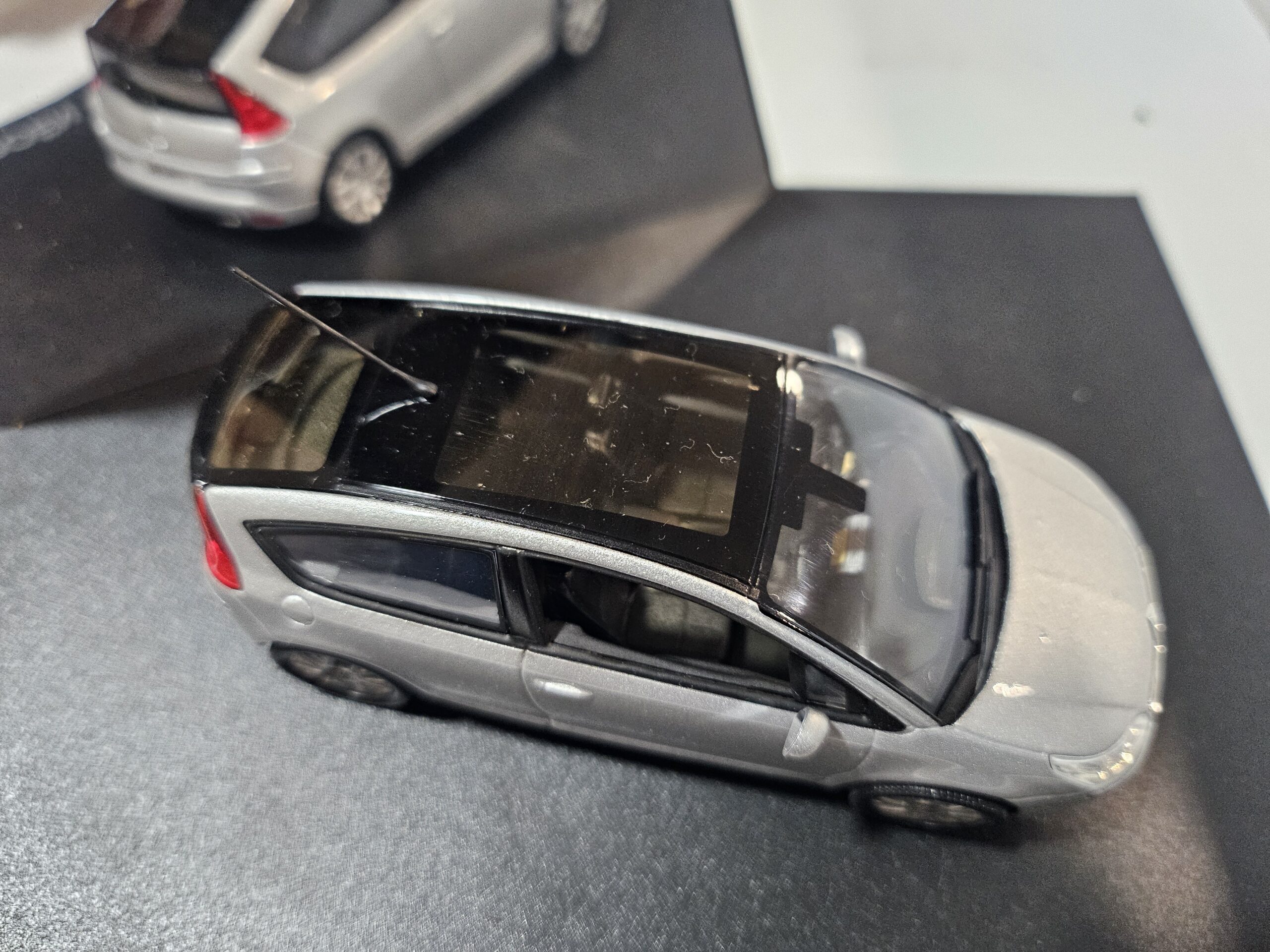 Miniature 1/43 - CITROËN C4 COUPE - Gris Métallisé - NEUF en boîte vitrine – Image 6