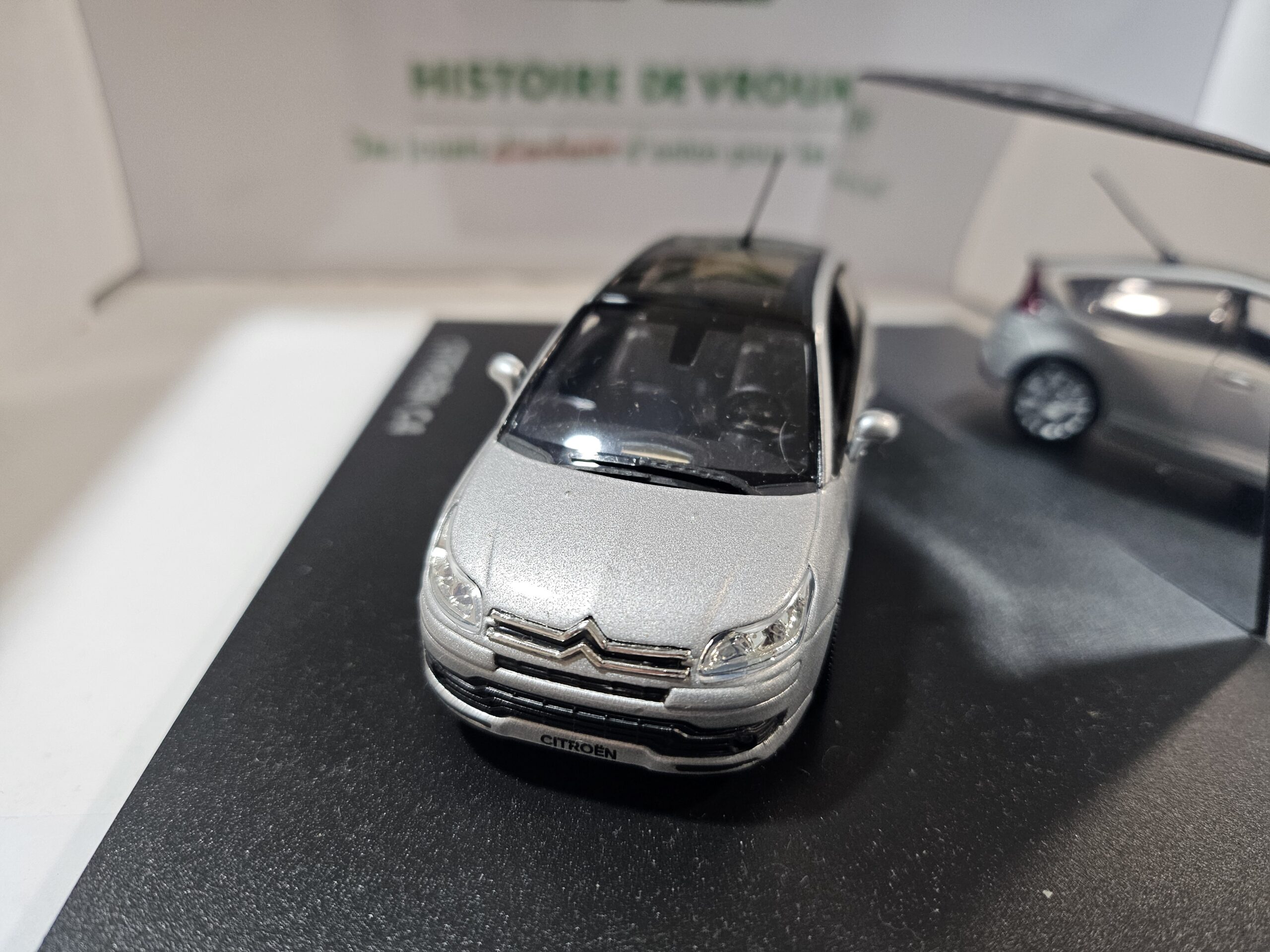 Miniature 1/43 - CITROËN C4 COUPE - Gris Métallisé - NEUF en boîte vitrine – Image 7