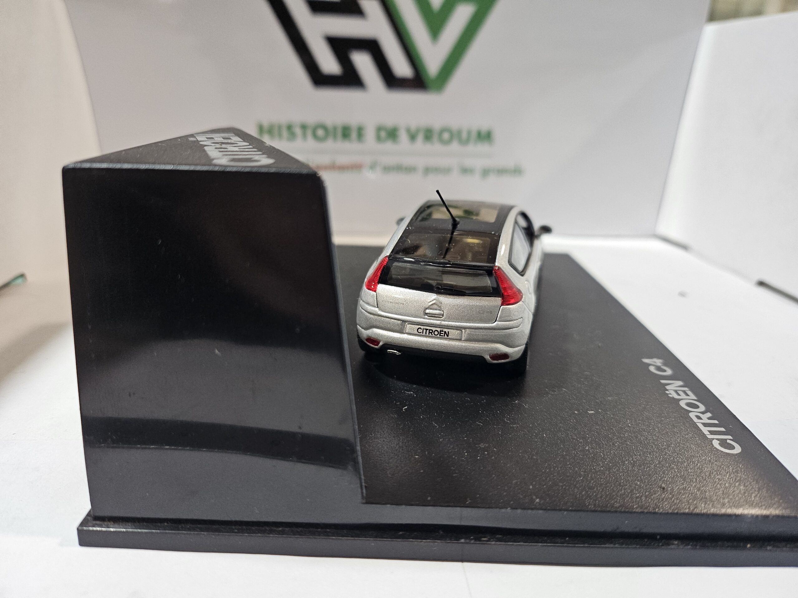 Miniature 1/43 - CITROËN C4 COUPE - Gris Métallisé - NEUF en boîte vitrine – Image 8
