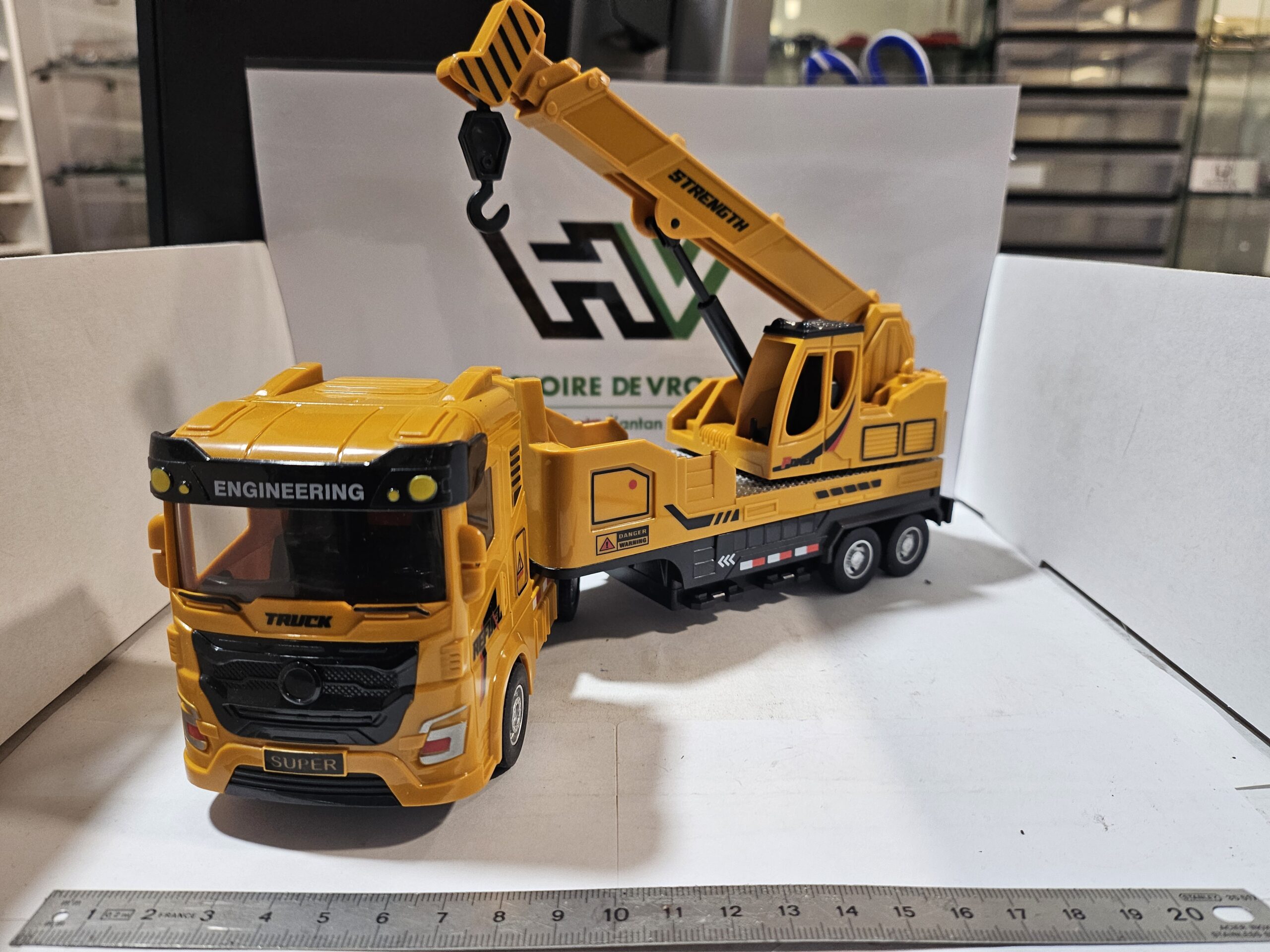 Camion Grue Automotrice de Chantier - Jaune - Modèle Jouet/Collection – Image 6