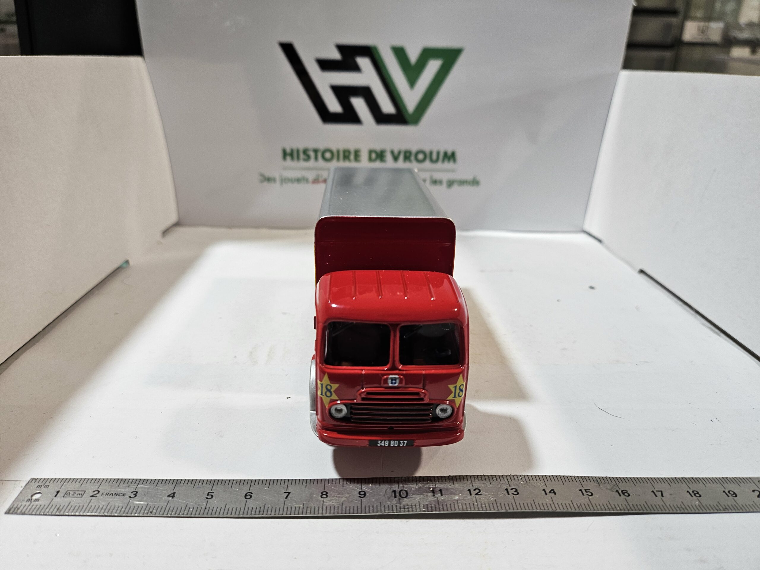 đ
Vends : Camion Fourgon "TIGRES" - Ăchelle 1/43 - Transport de FĂ©lins đ
â Image 4