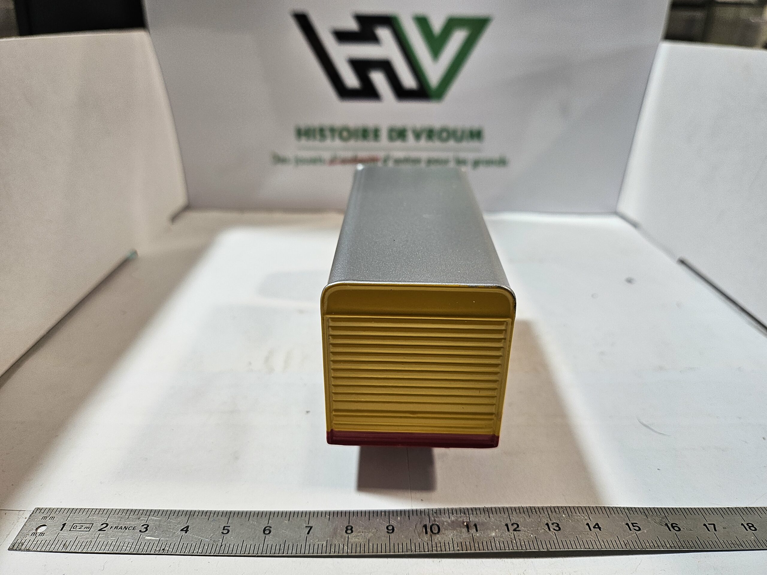 đ
Vends : Camion Fourgon "TIGRES" - Ăchelle 1/43 - Transport de FĂ©lins đ
â Image 5