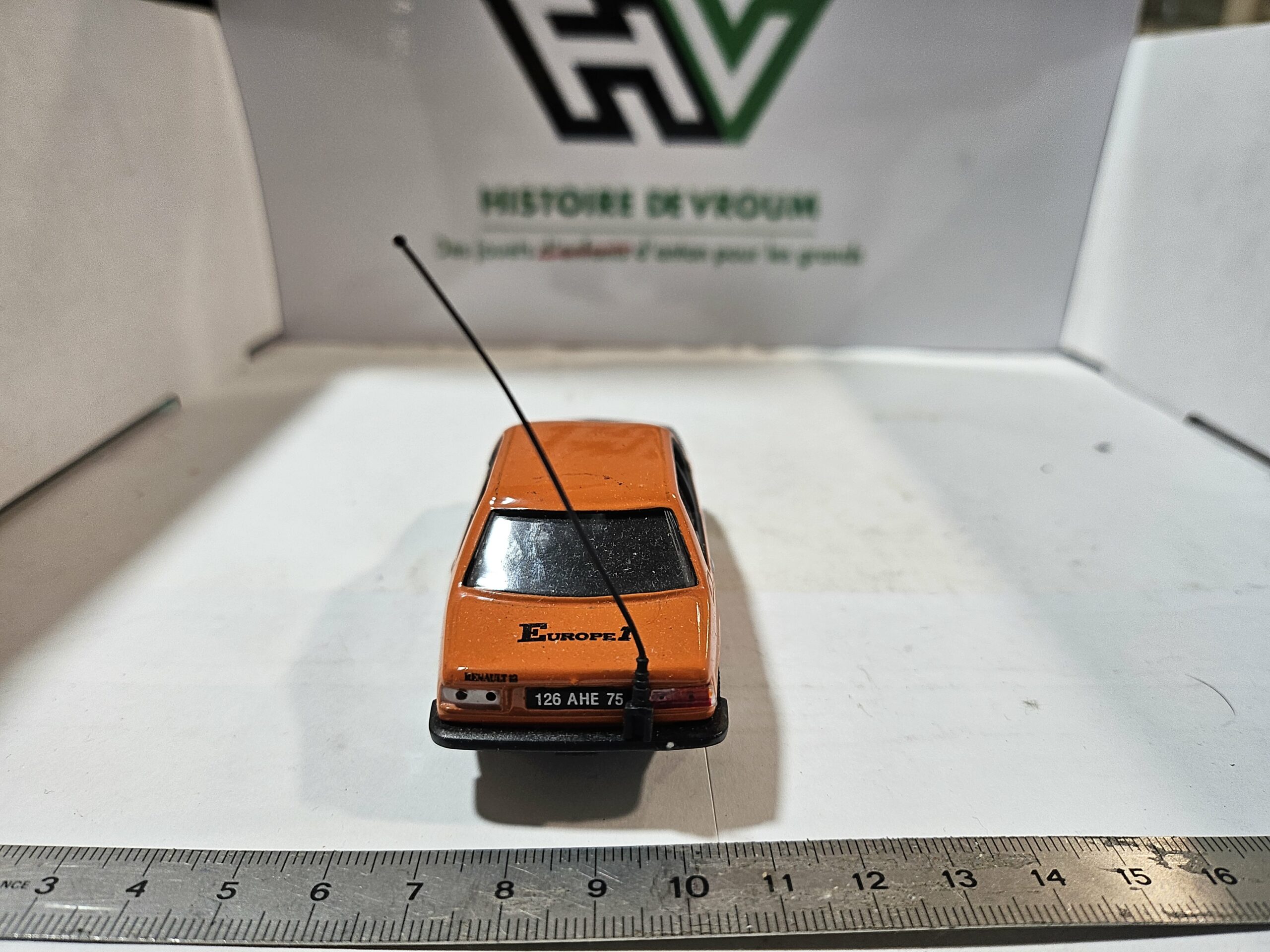 Miniature 1/43 - RENAULT 18 Berline "EUROPE 1" - Tour de France 1979 (Norev / Atlas) Manque 1 feu – Image 5