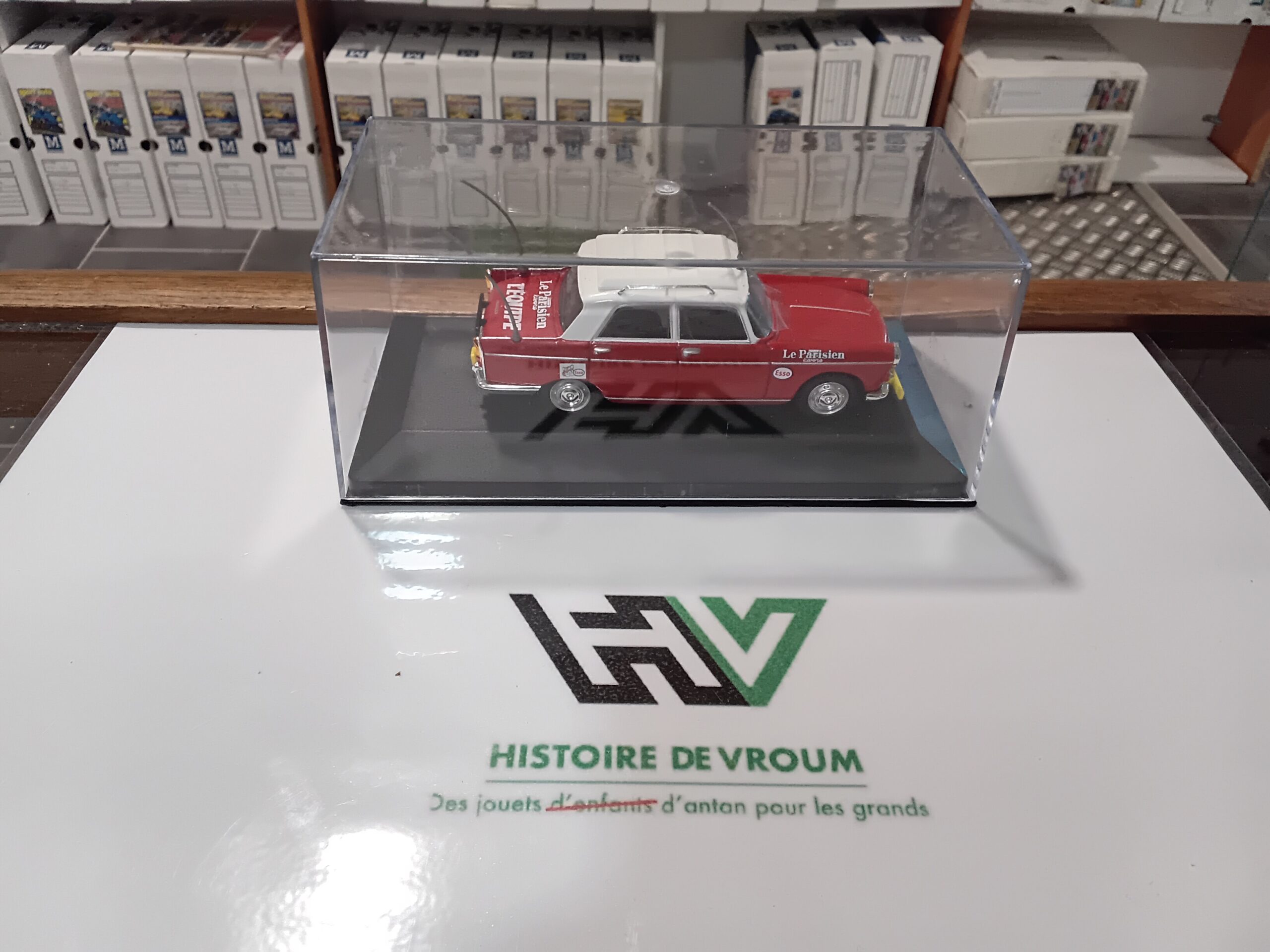Peugeot 404 L'Équipe Norev 1/43 Rouge