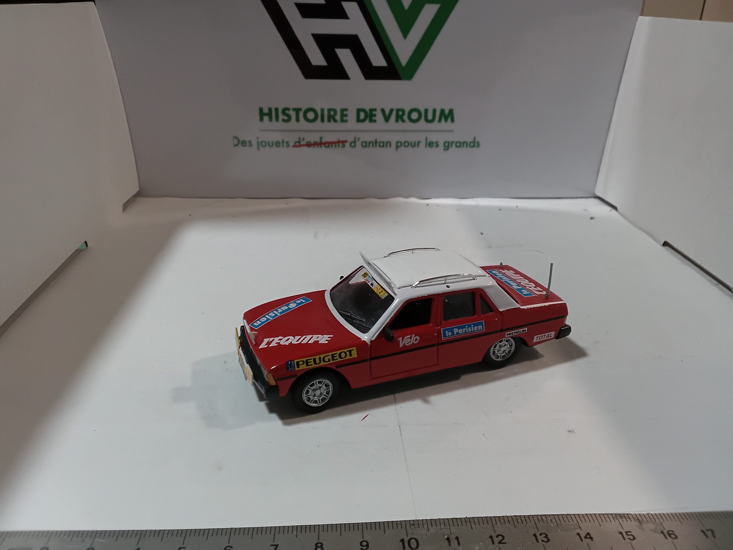 Peugeot 604 2000 Norev 1/43 "L'Equipe" – Image 5