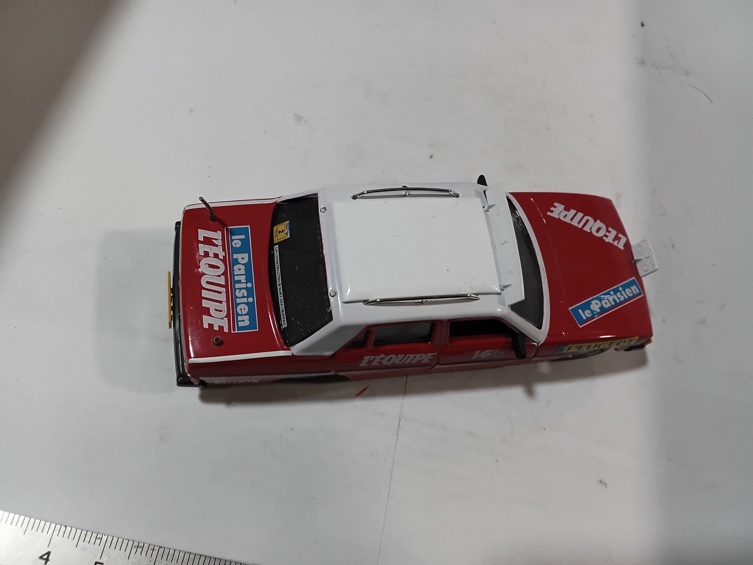 Peugeot 604 2000 Norev 1/43 "L'Equipe" – Image 7