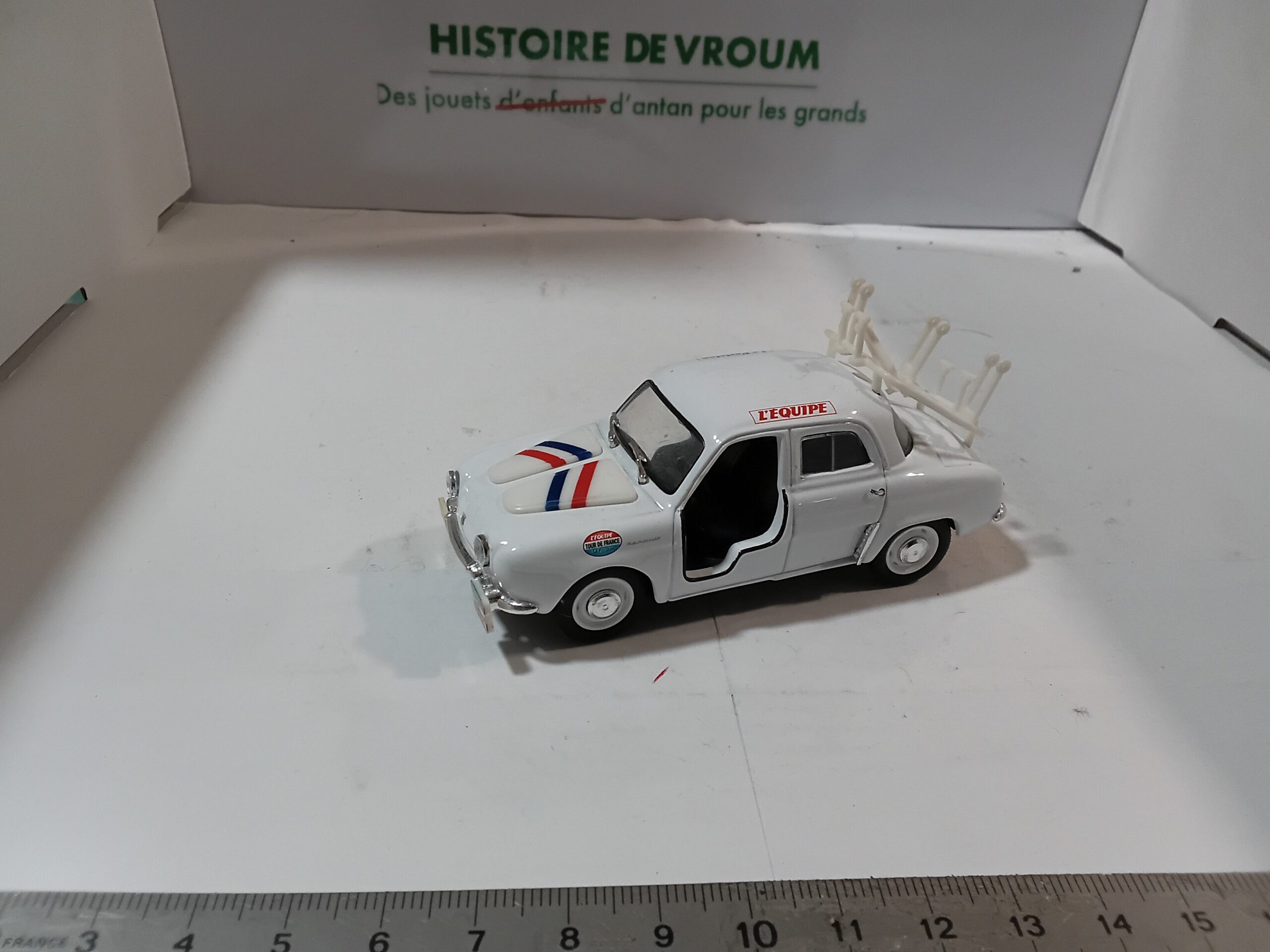 Renault Dauphine Norev 1/43 "L'Equipe" – Image 6