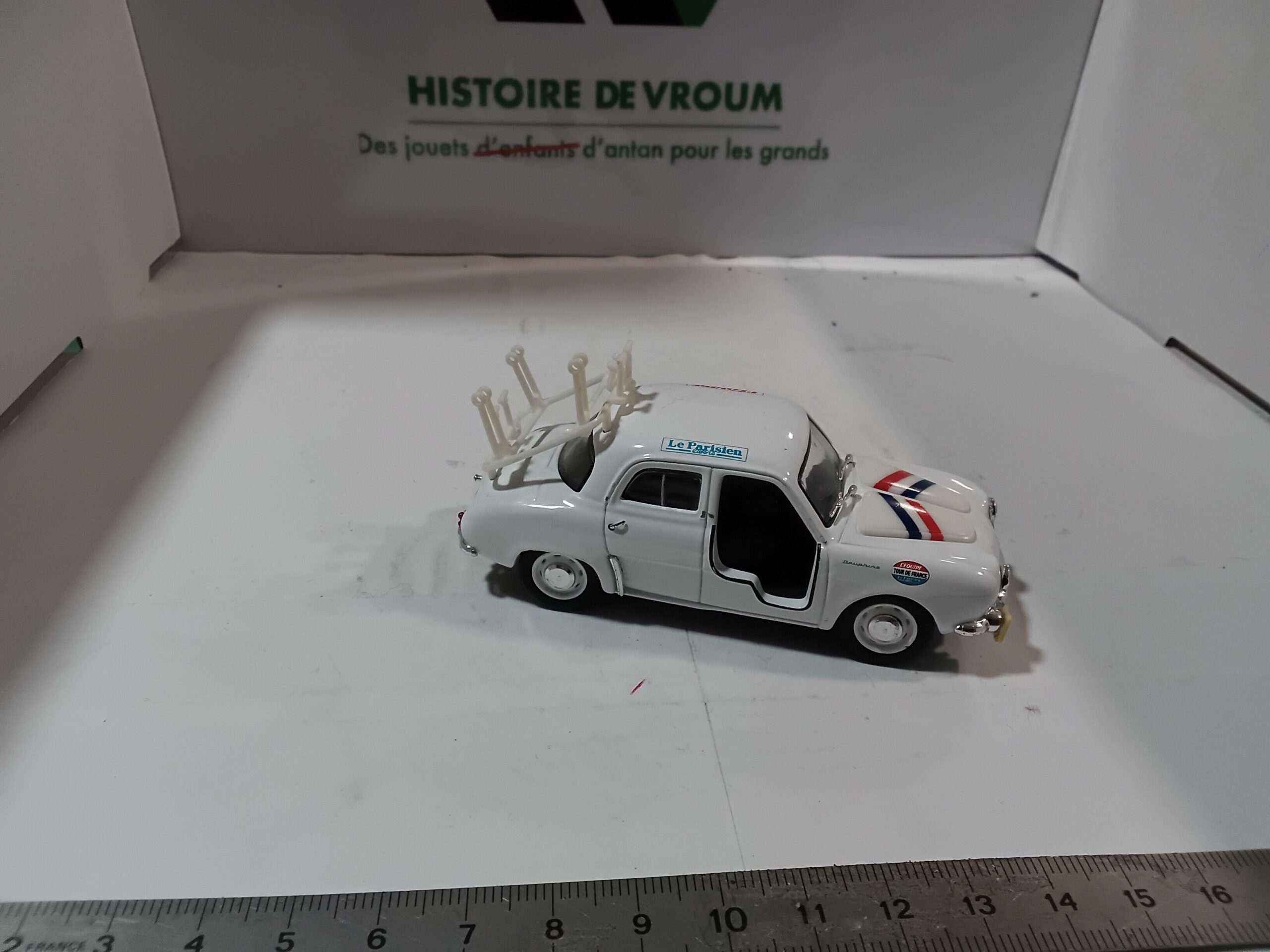 Renault Dauphine Norev 1/43 "L'Equipe" – Image 4