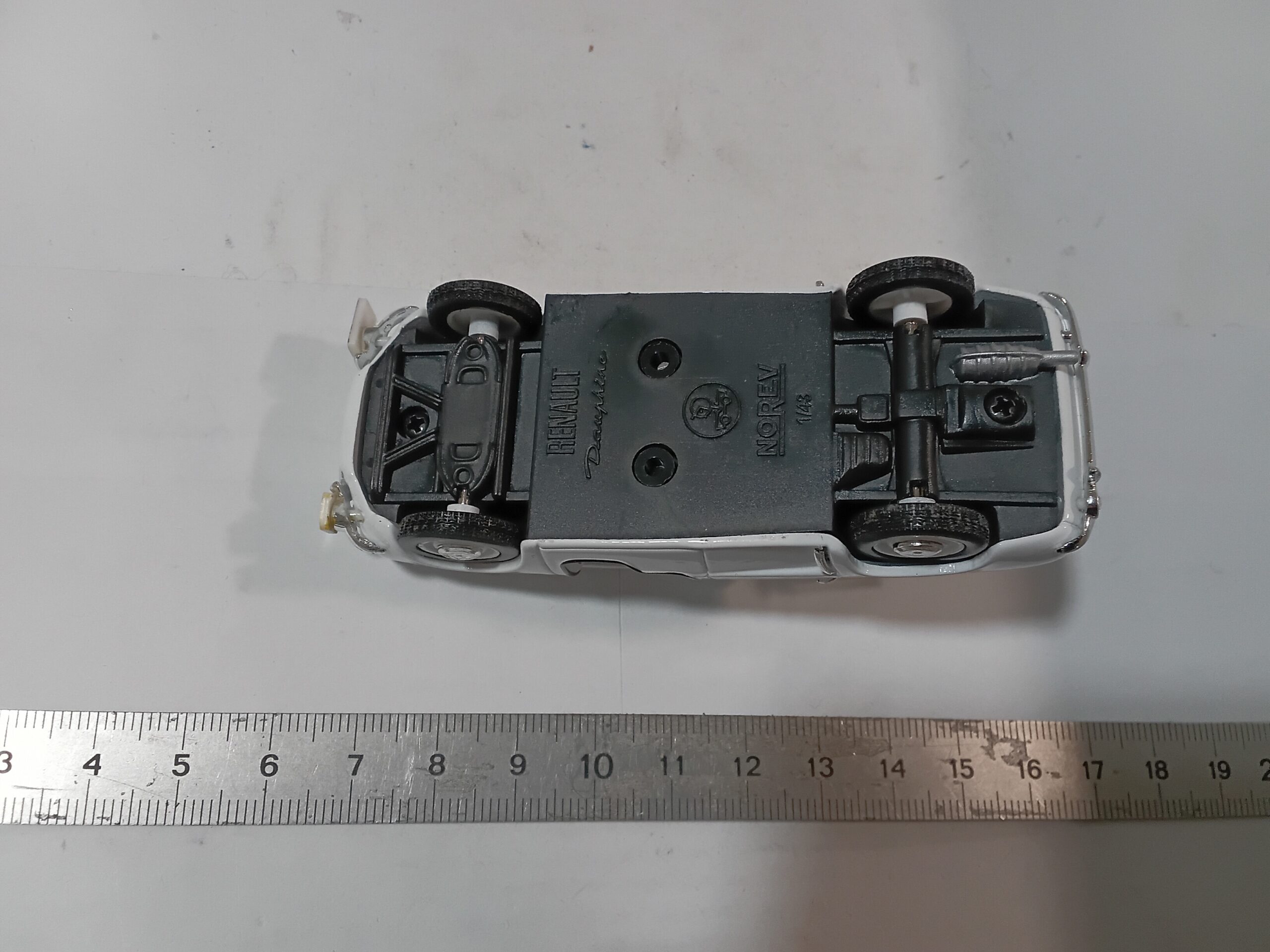 Renault Dauphine Norev 1/43 "L'Equipe" – Image 7