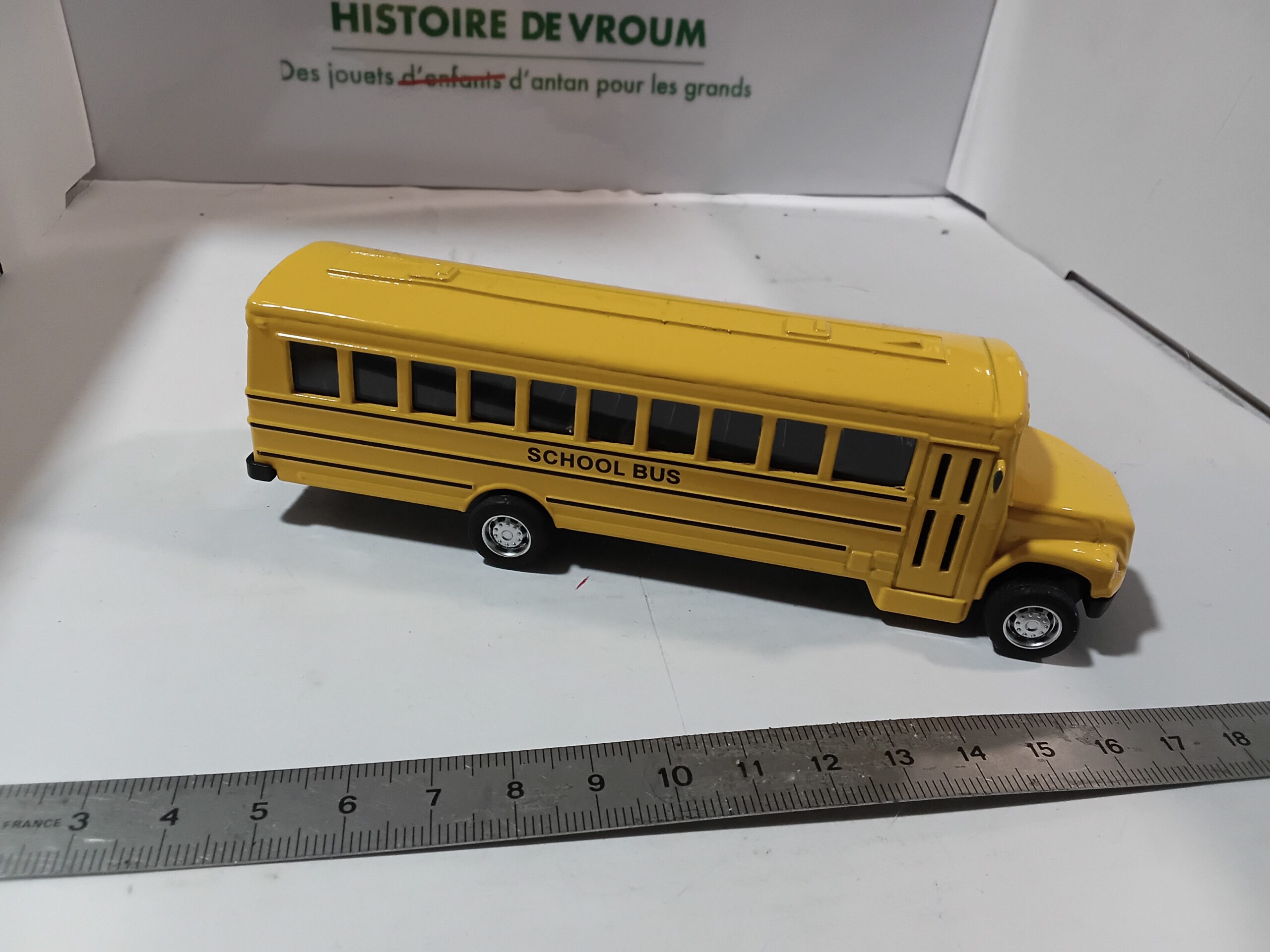 Bus USA "School Bus" Jaune 1/43 – Image 5