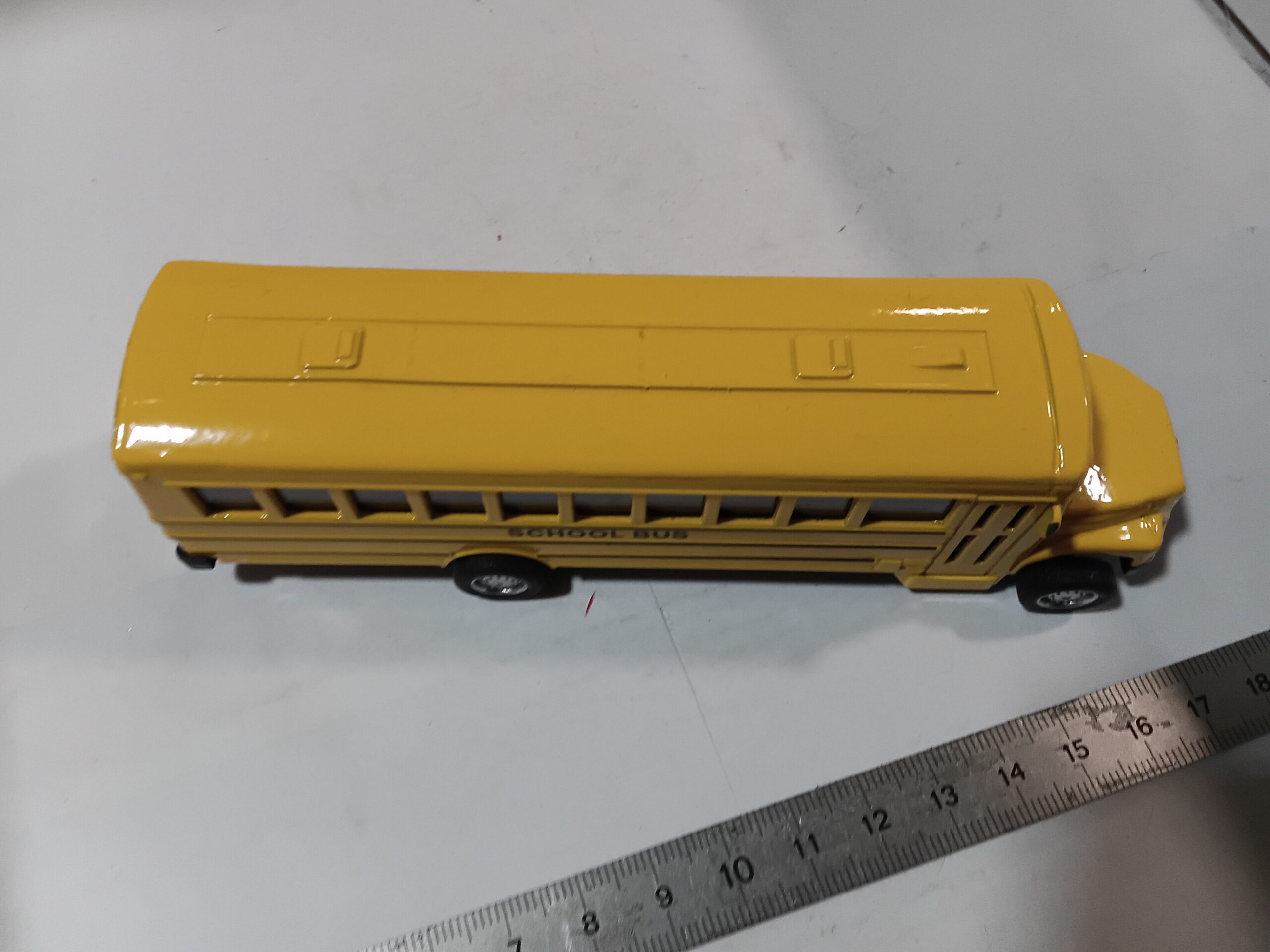 Bus USA "School Bus" Jaune 1/43 – Image 6
