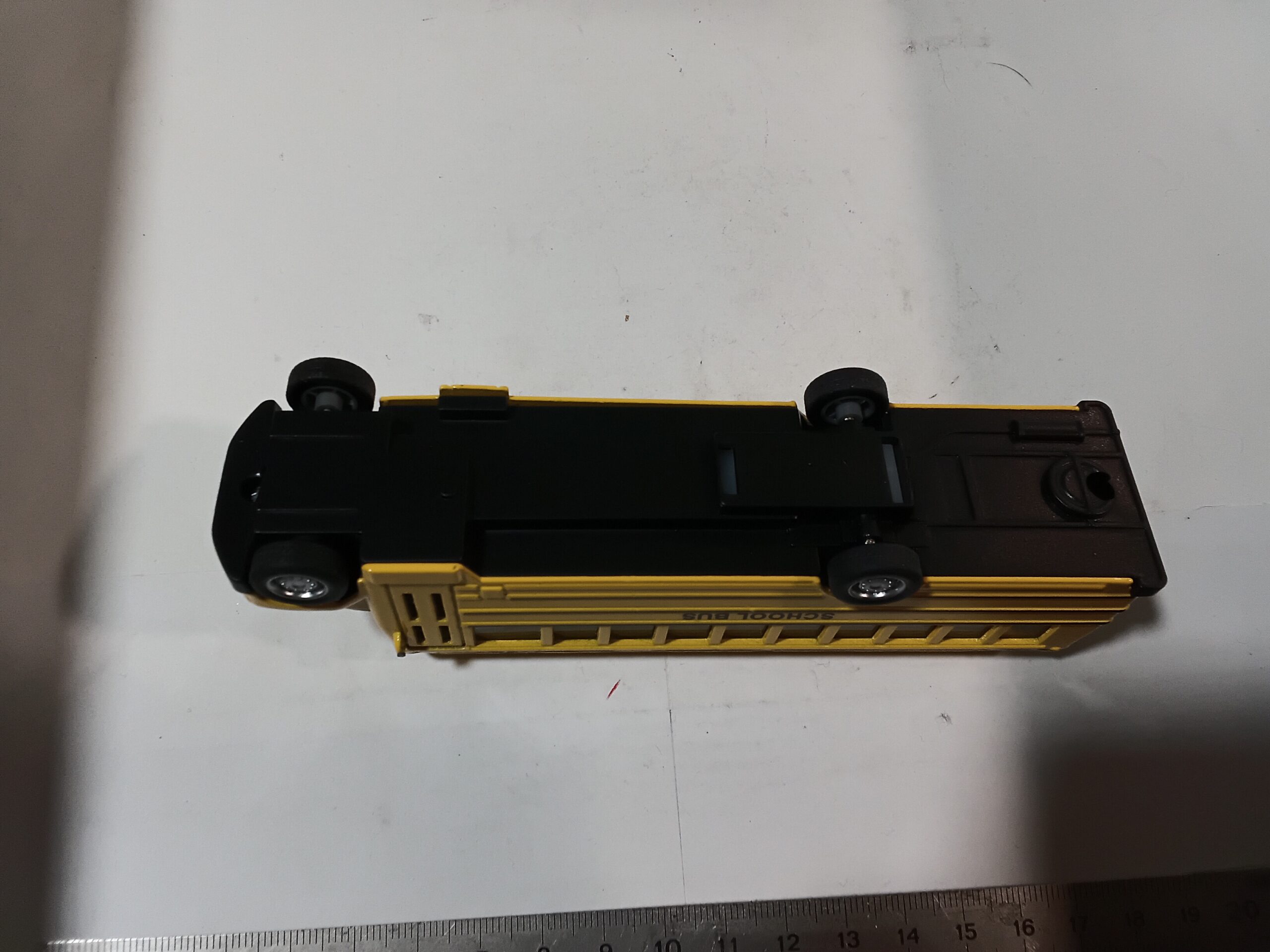 Bus USA "School Bus" Jaune 1/43 – Image 7