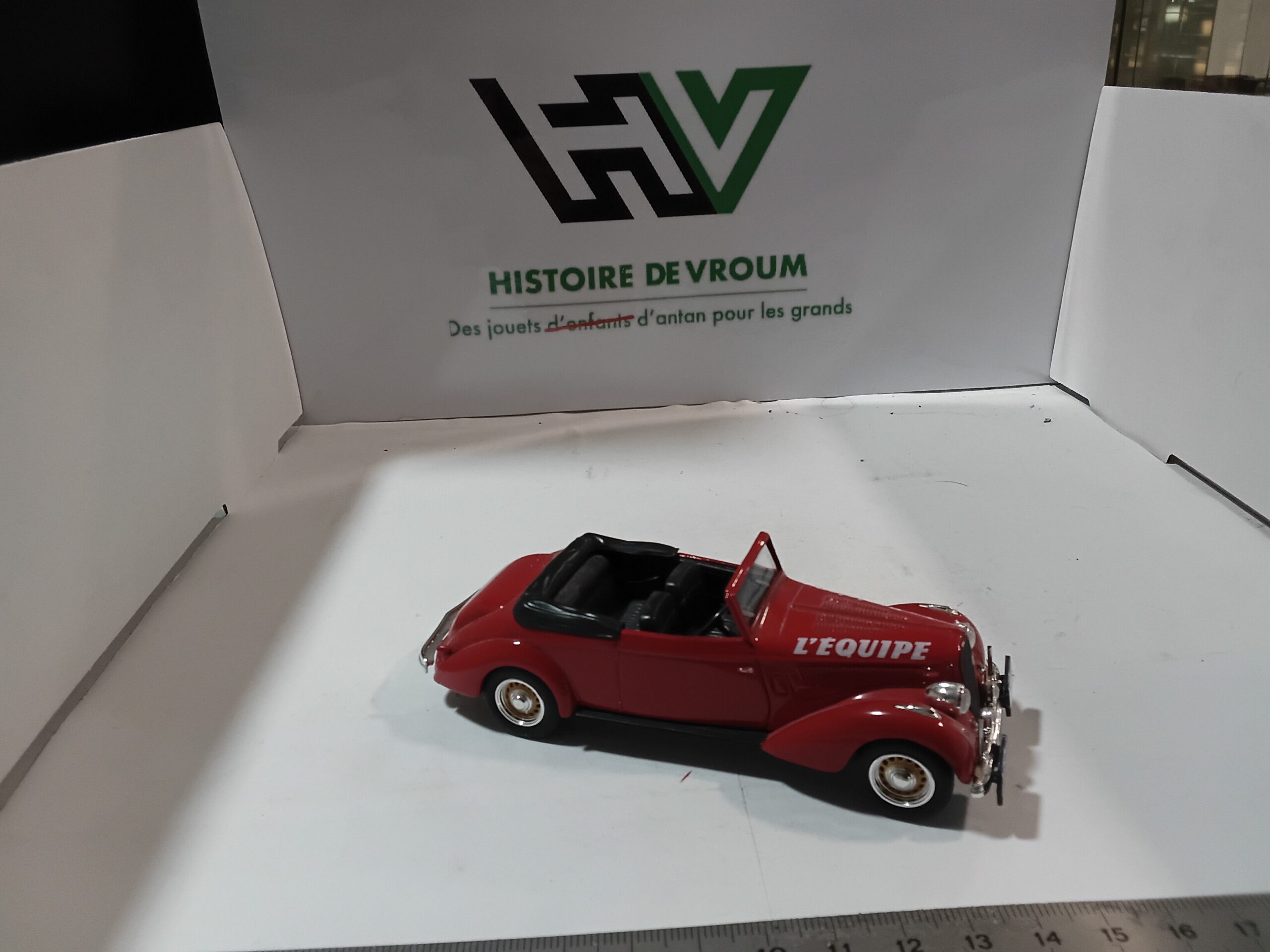 Hotchkiss 686 Norev 1/43 "L'Equipe" – Image 5