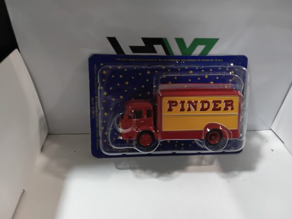 PIN16 1/43 IXO CIRQUE PINDER : SIMCA CARGO N°110 Frigo viandes SANS