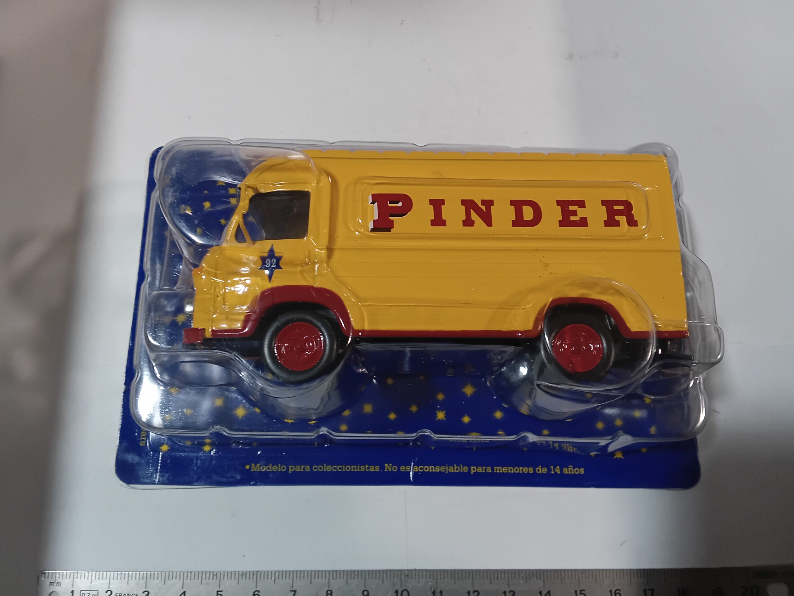 Camion Saviem CG2 - Cirque Pinder 1/43 Collection – Image 3
