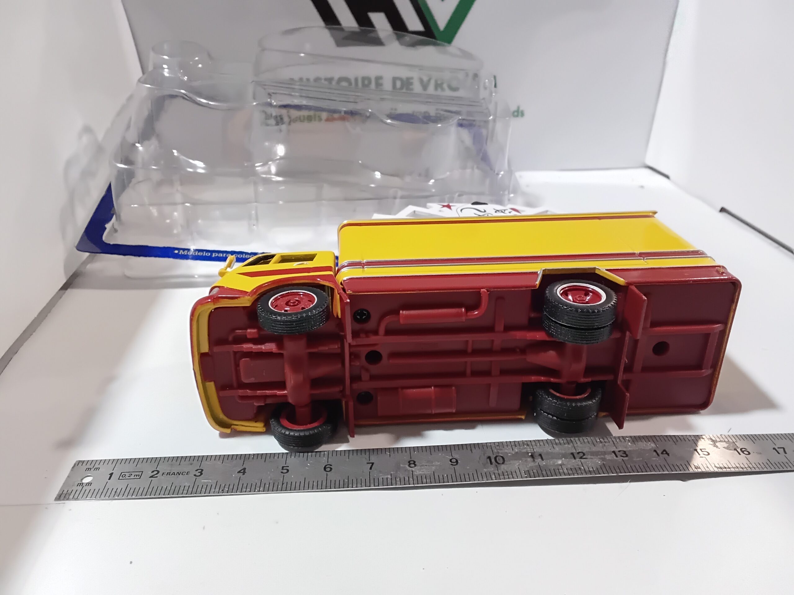 Camion Bar - Cirque Pinder 1/64 Collection – Image 5