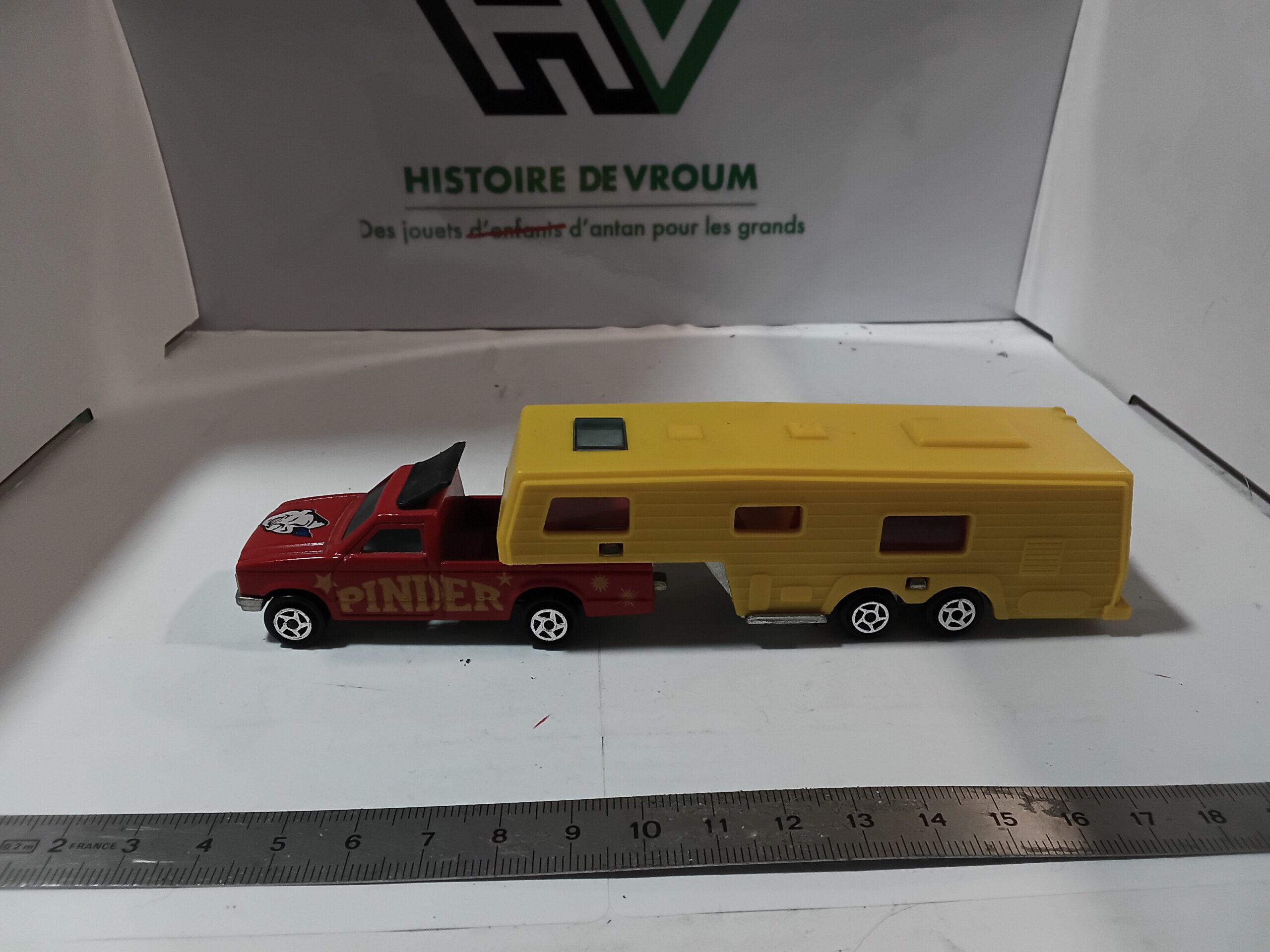 Camping Car de Luxe - Cirque Pinder Majorette n°278/313 Collection