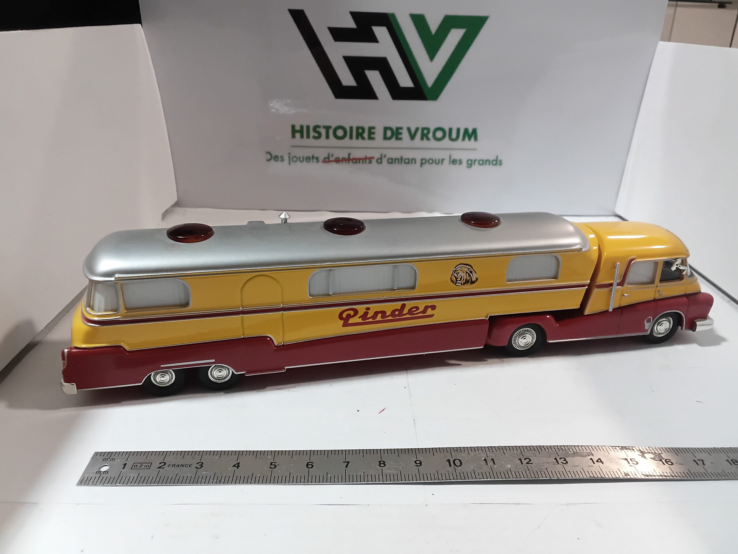 Caravane Loge - Cirque Pinder 1/64 Collection – Image 3