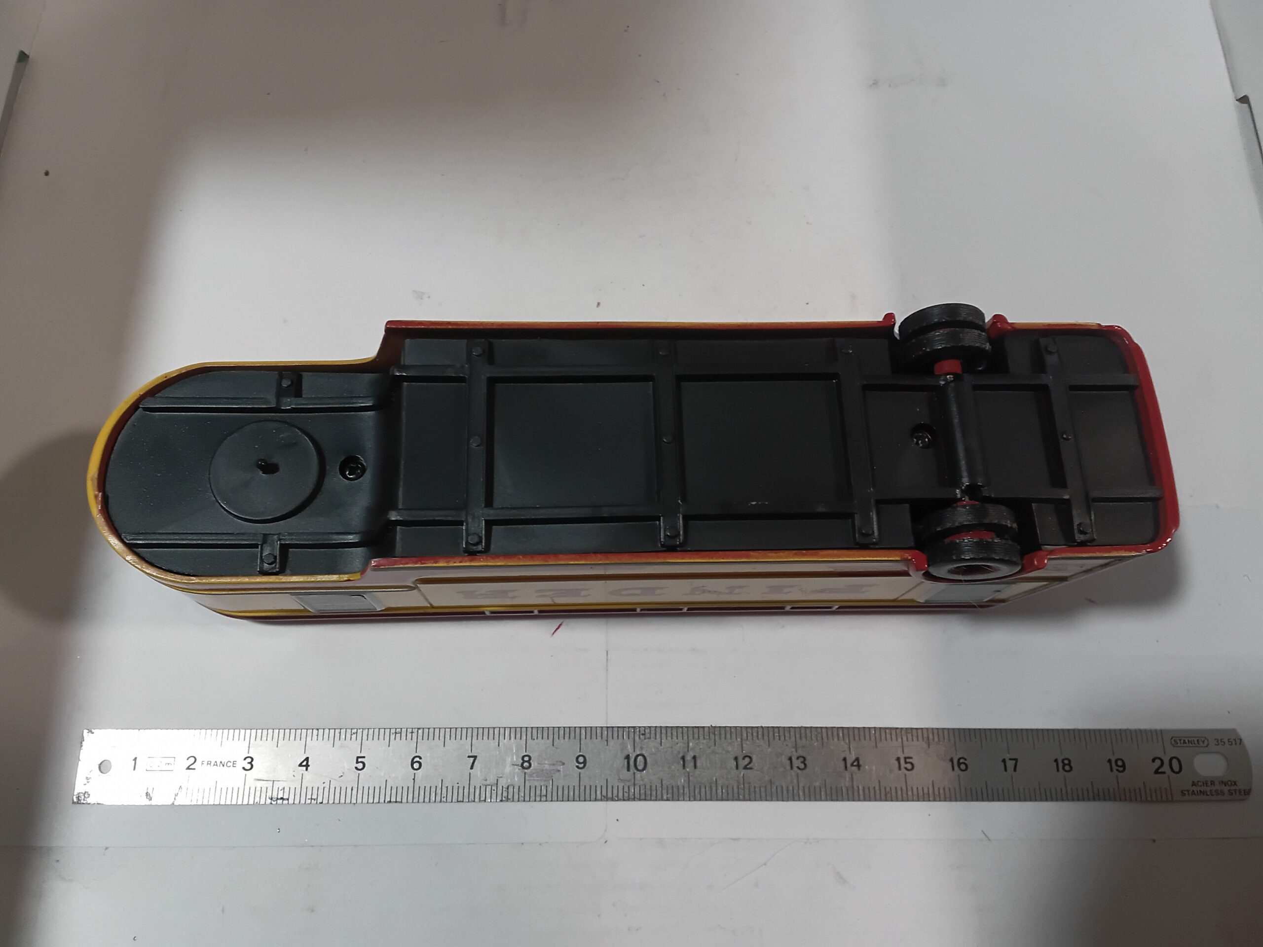 Semi Remorque - Cirque Pinder 1/64 Collection – Image 4