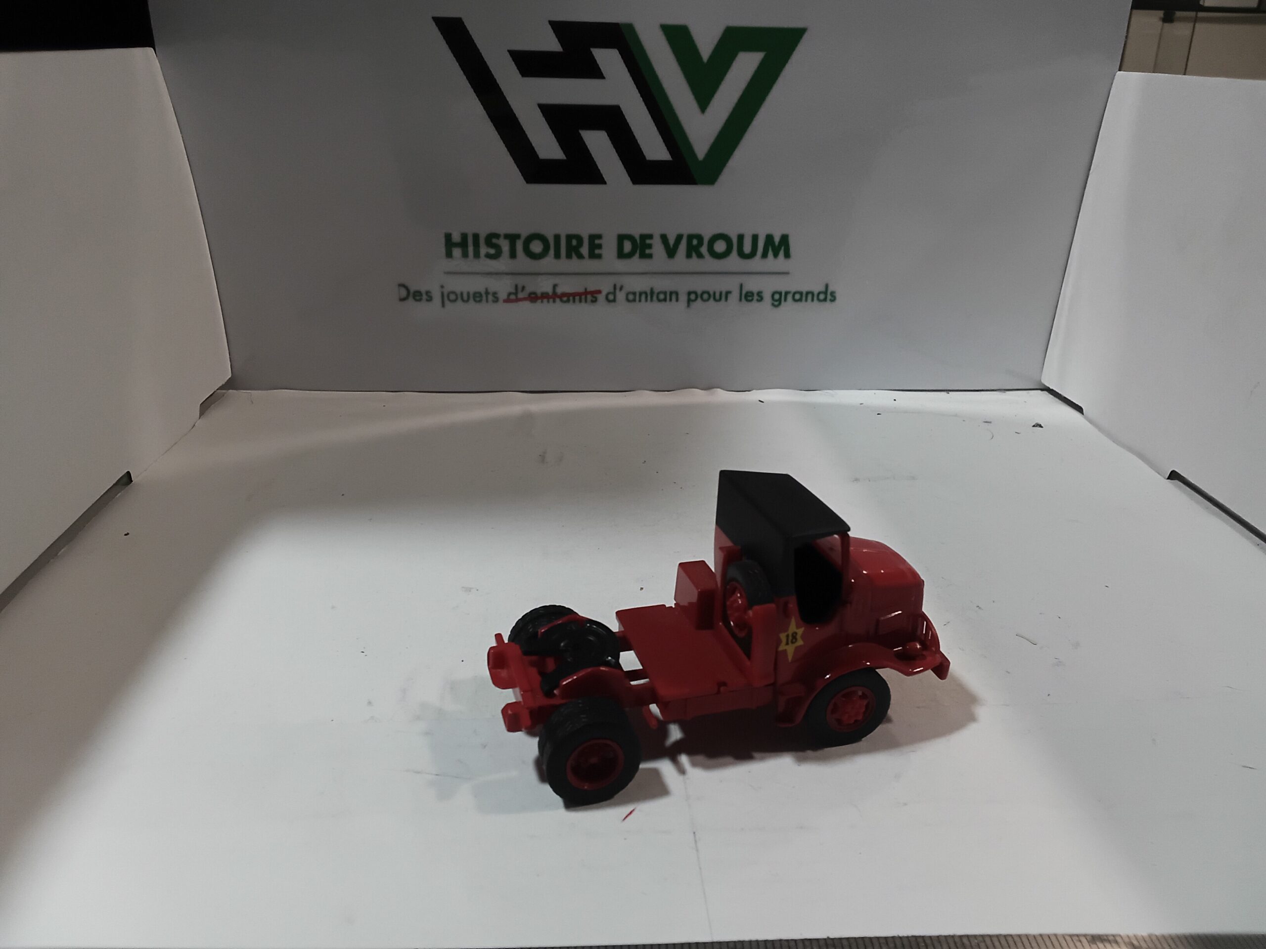 Tracteur Marmon n°18 - Cirque Pinder 1/64 Collection – Image 3